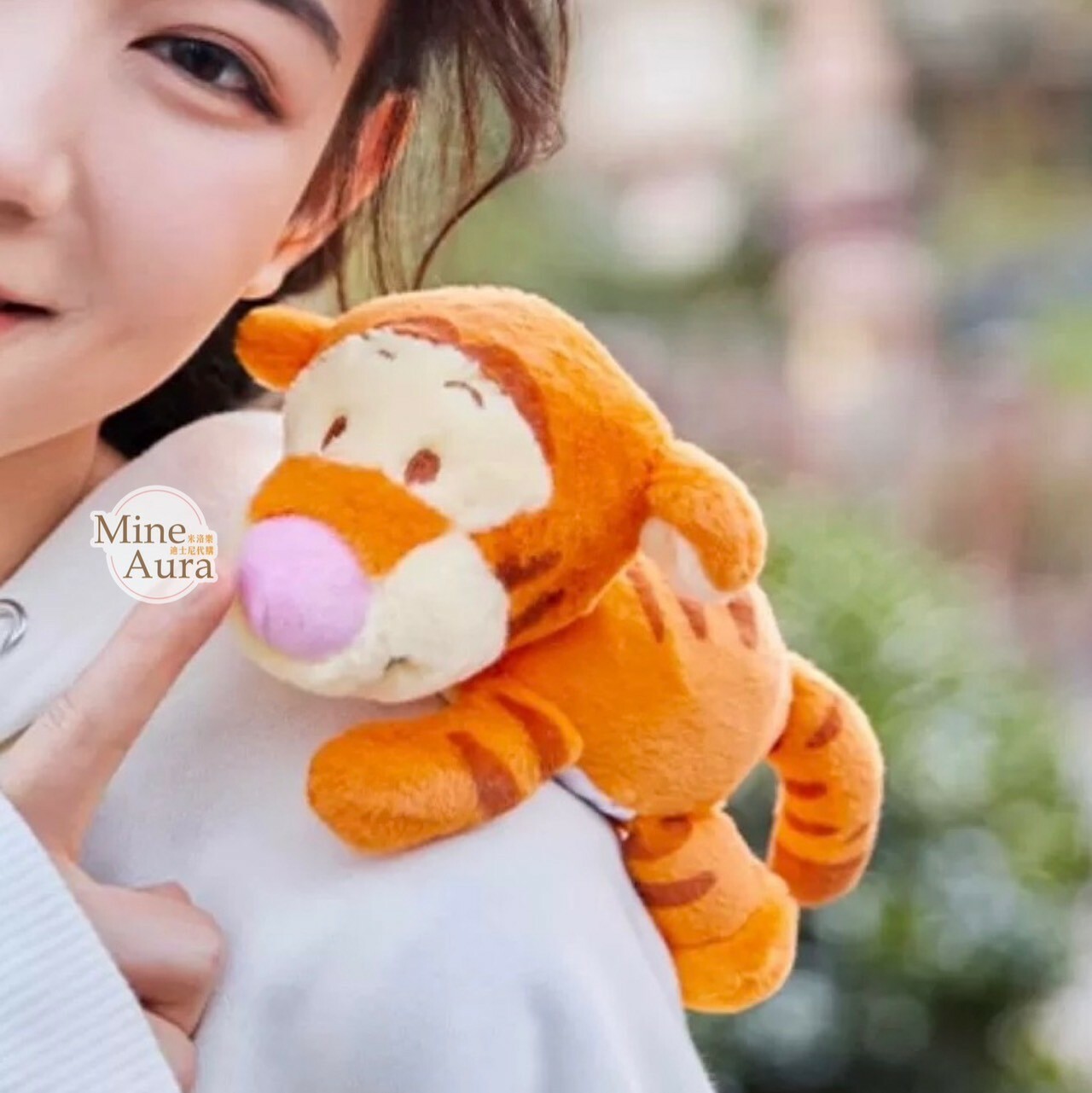 迷你寶寶系列 跳跳虎 Tigger 磁鐵 趴趴 趴姿 絨毛 娃娃 公仔 小熊維尼 Winnie the Pooh -上海迪士尼樂園