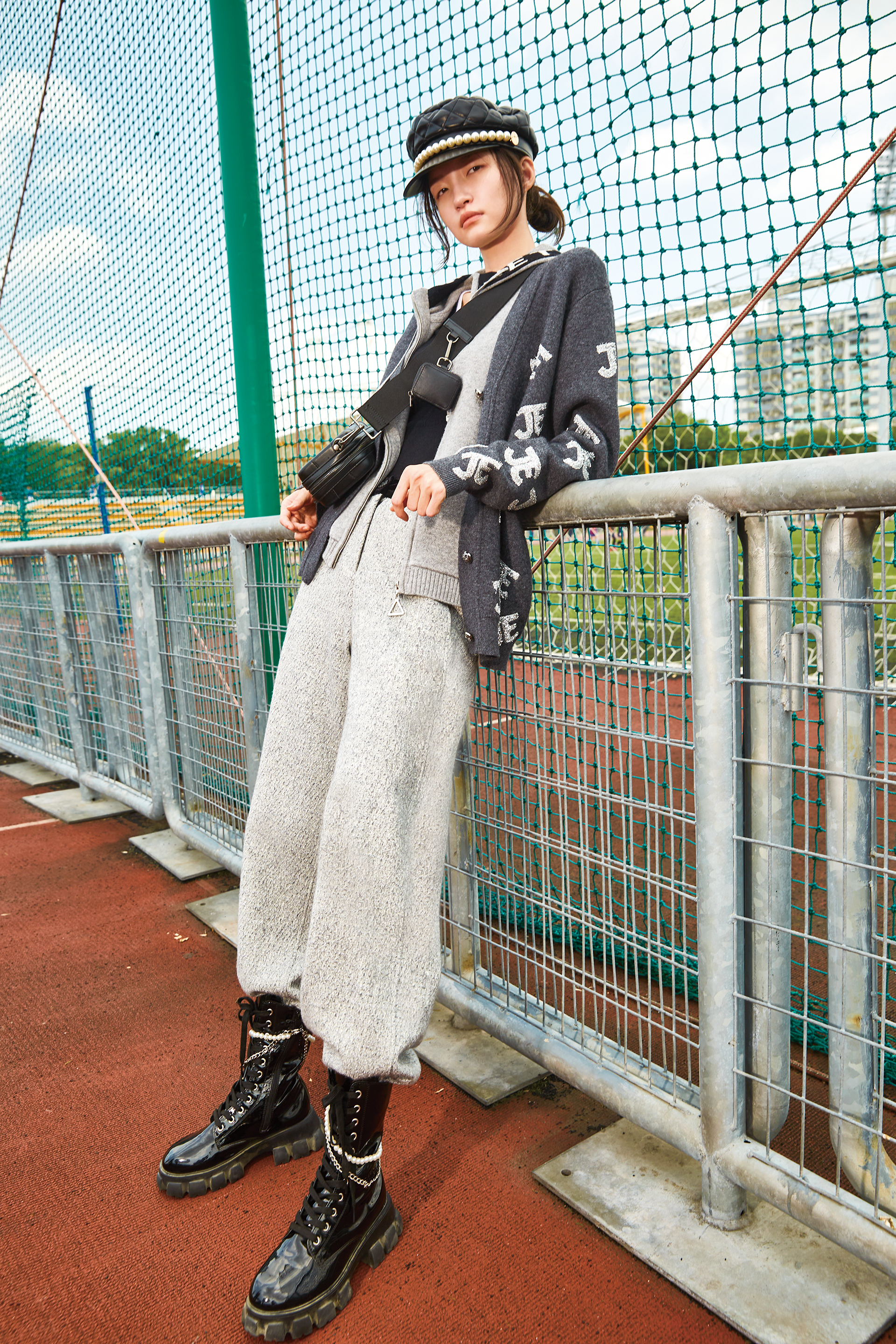 BC15235D1沙漠星空滿版logo羊毛外套