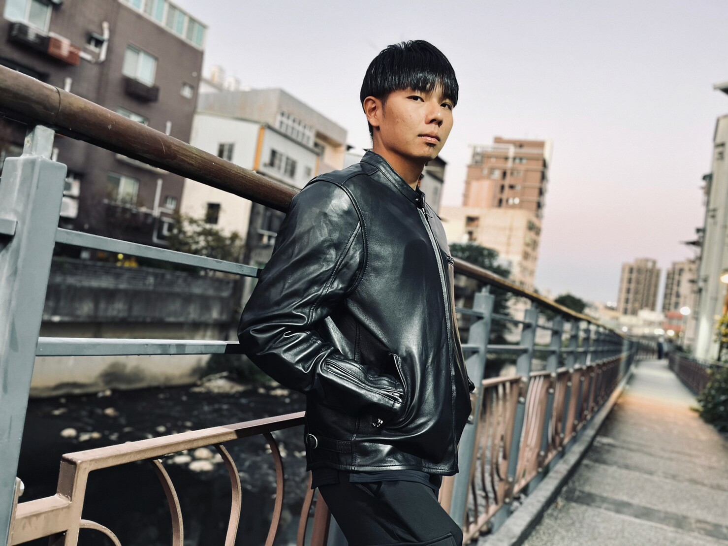 DEGNER 21SJ-14K 流水雪輪 皮衣 花山系列