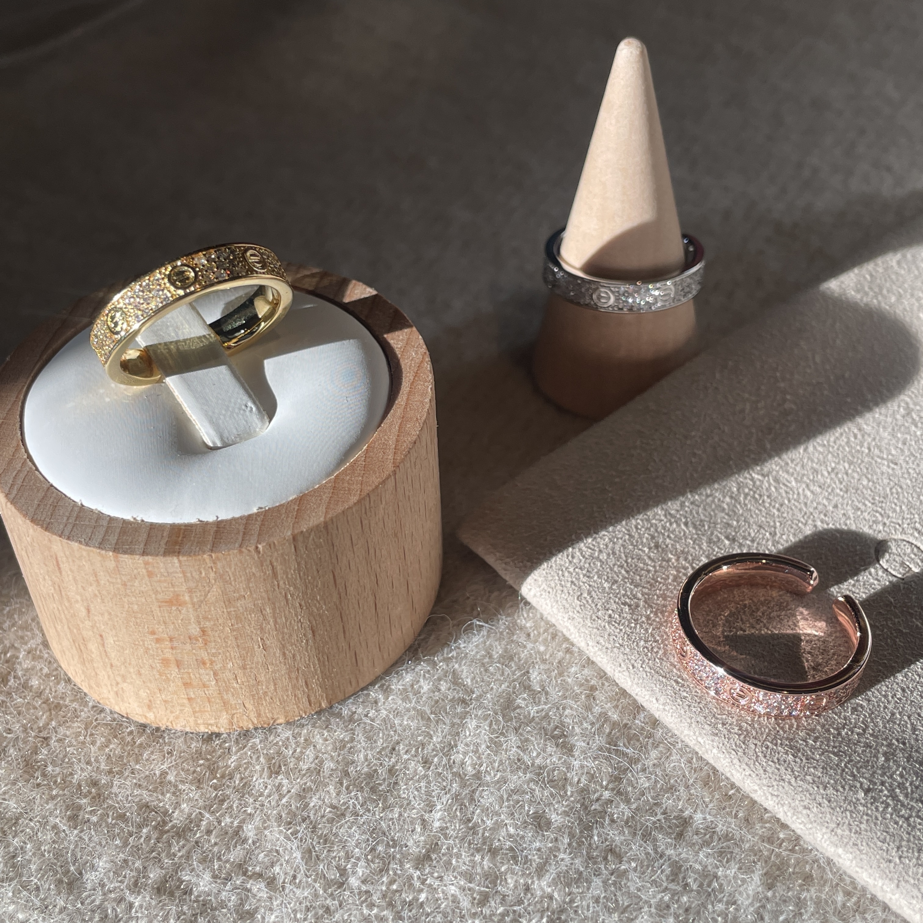 18k”ct 滿天星鑽釘高奢定製開口戒