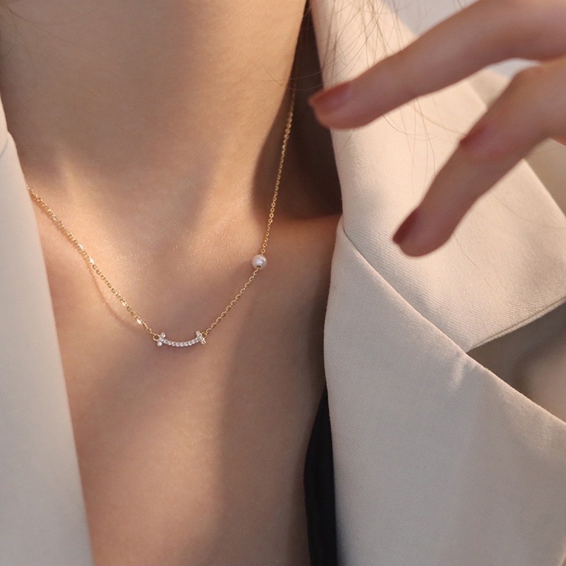 金鑽微笑線”珍珠細項鍊/售完為止