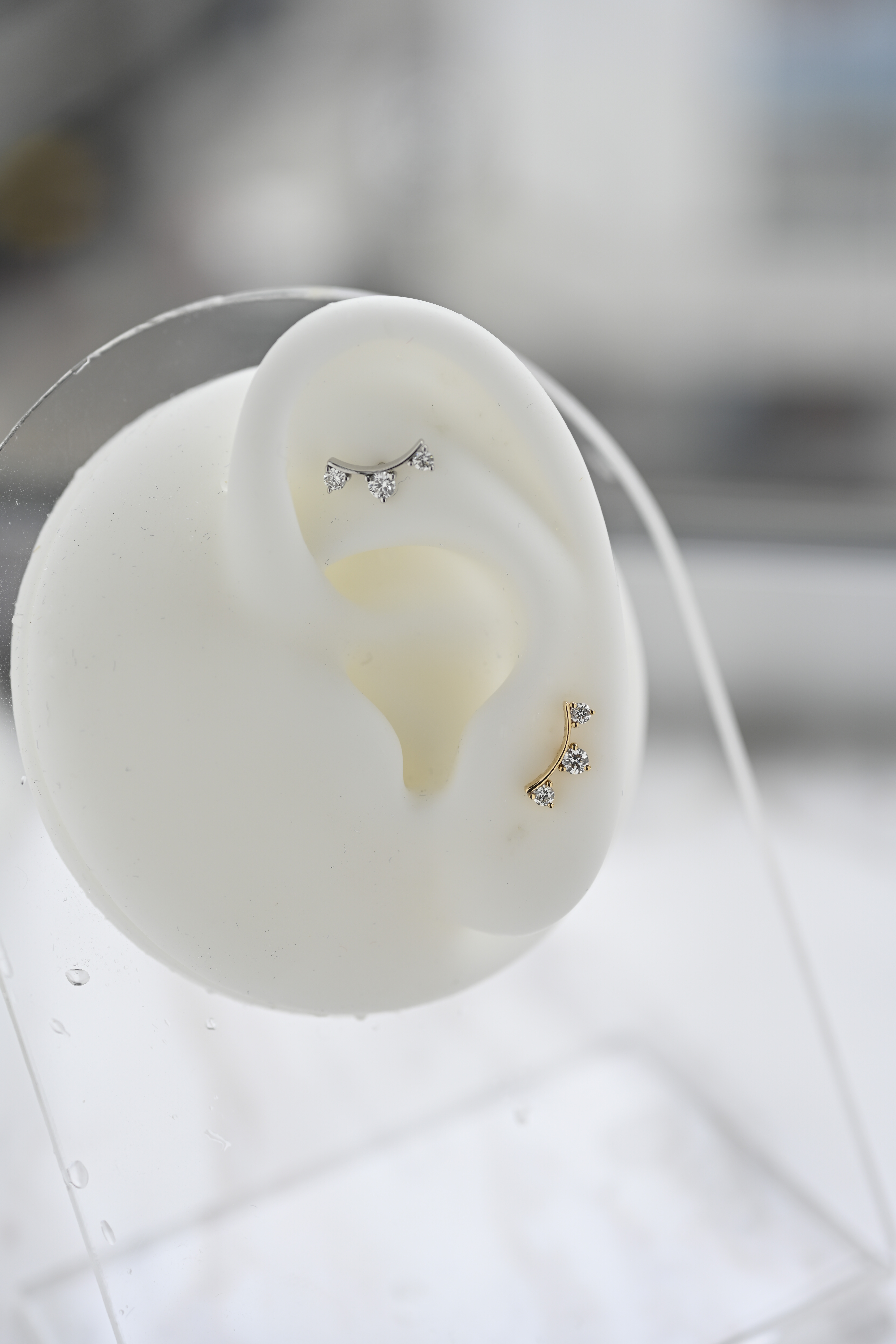 18K Pandera Diamond Earring