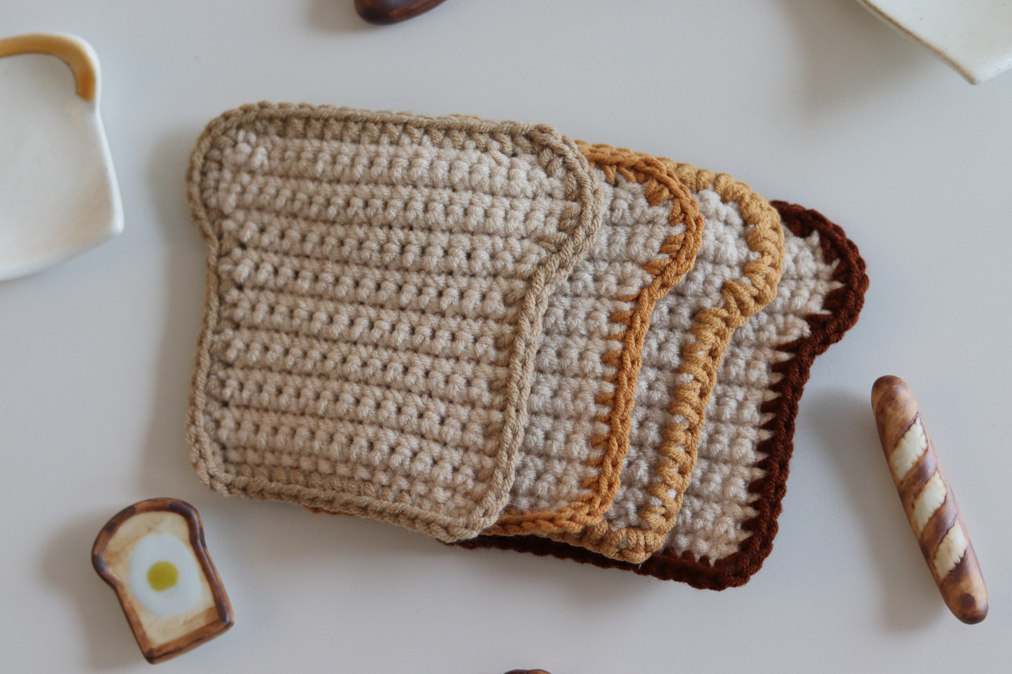 手工鉤織 牛奶棉 吐司 造型杯墊
