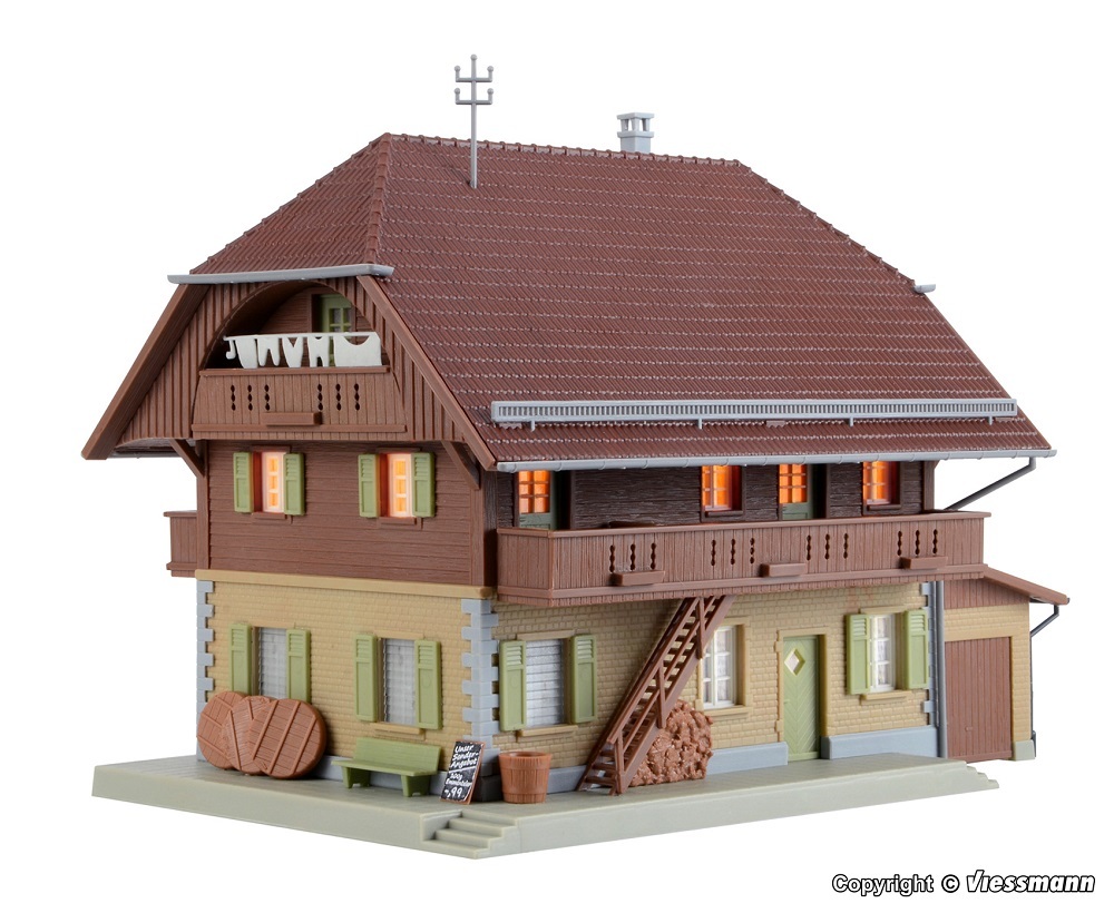 Kibri 38024 HO scale Cheese dairy Thal in Heimisbach incl. house illumination starter set