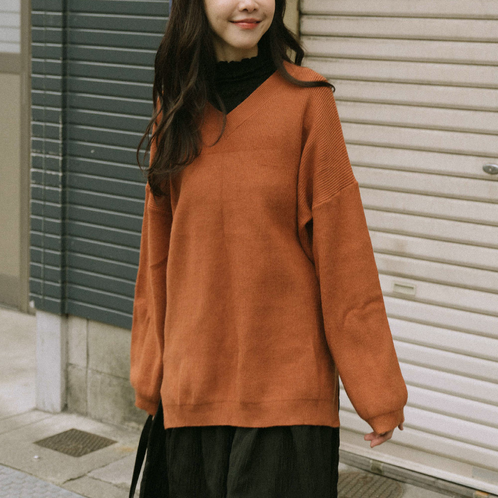 V-neck side slit plain knitted top five colors【01097771】in stock+pre-order