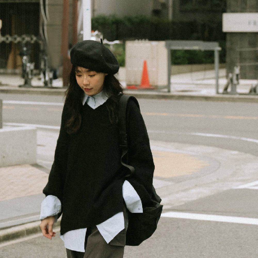 V-neck side slit plain knitted top five colors【01097771】in stock+pre-order