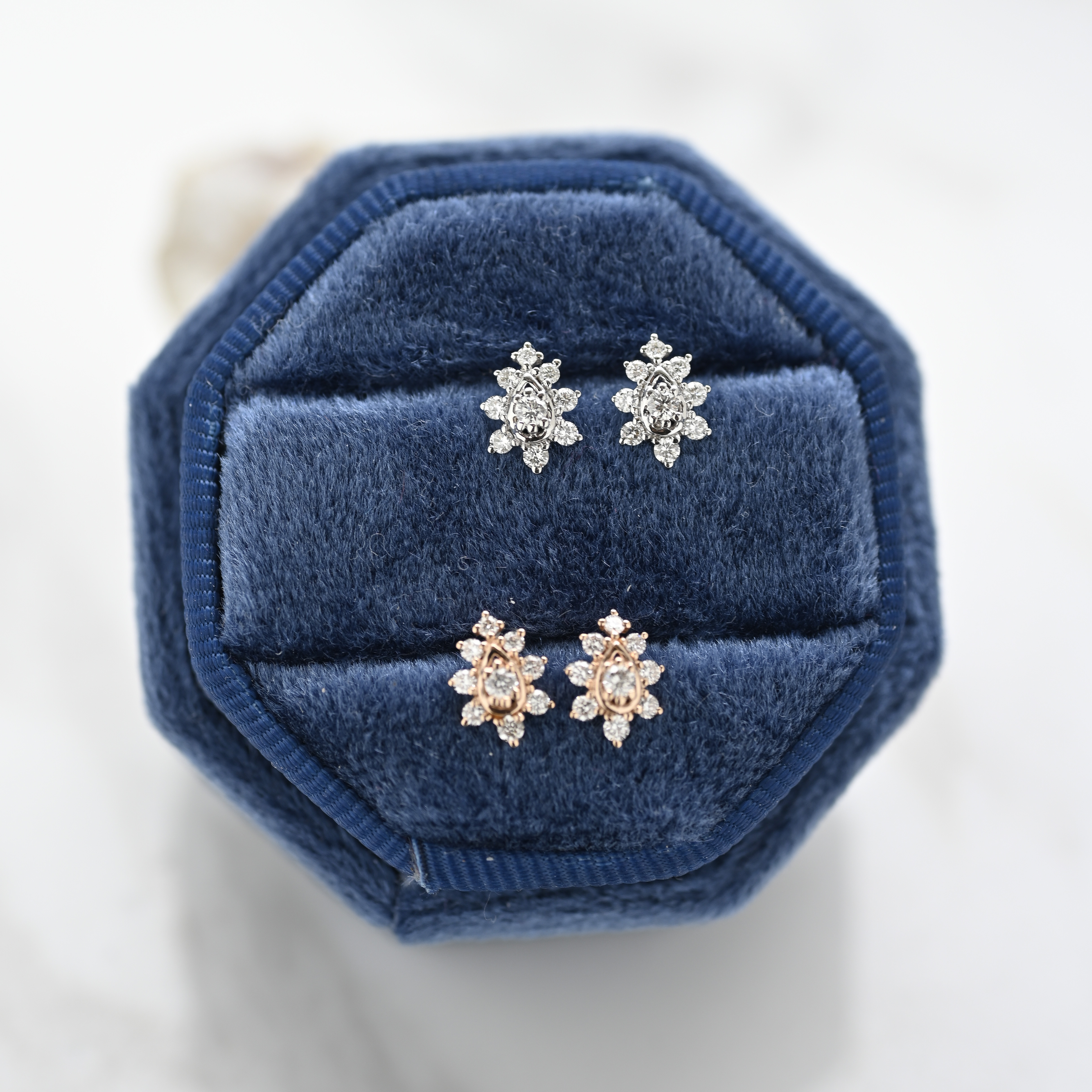 18K Snowdrop Diamond Earring