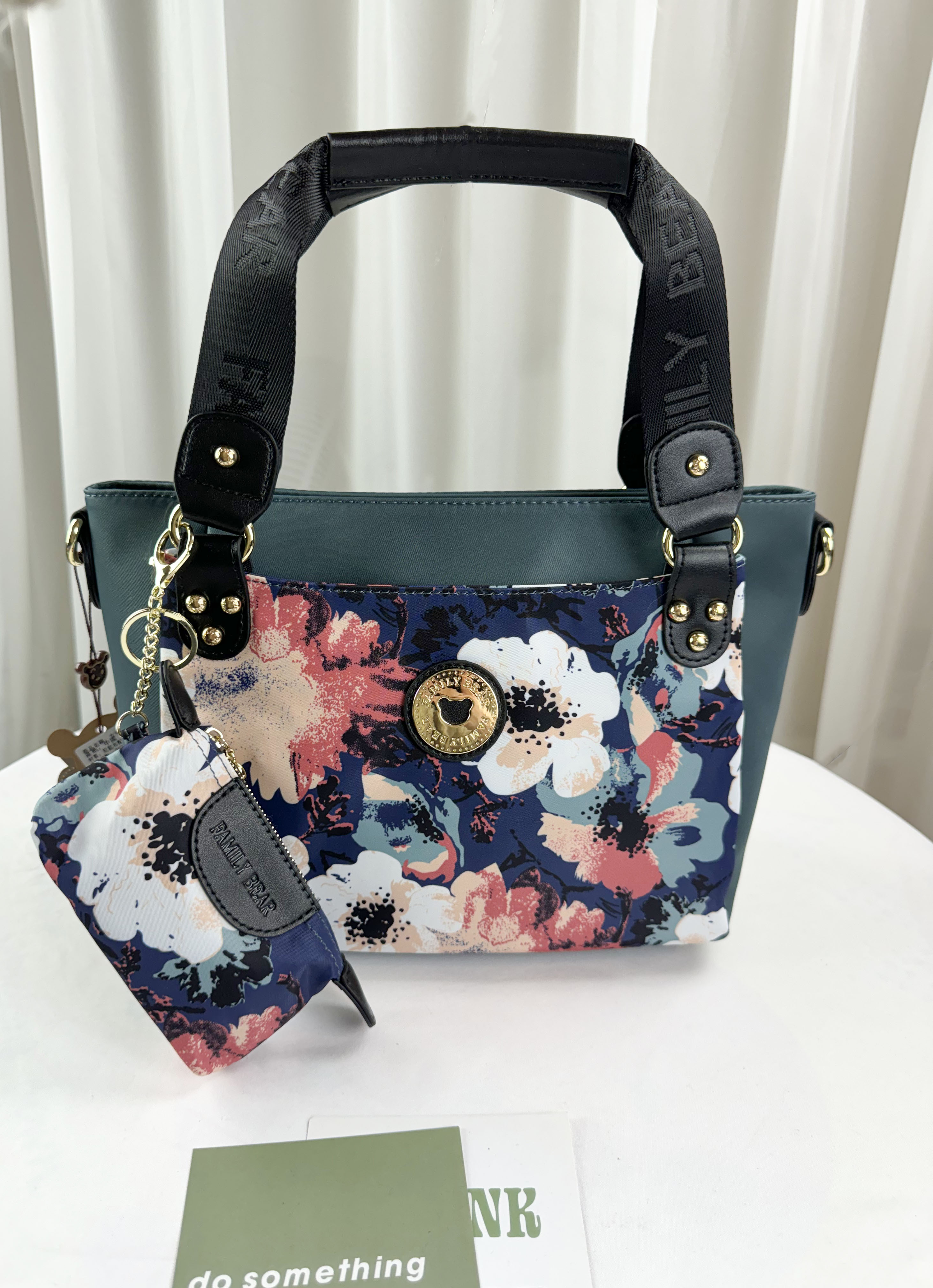 FamilyBear 藍綠花朵防潑水手提包 / 側背包 #2005