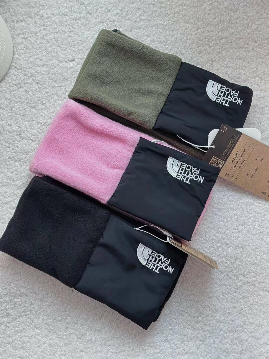 歐美原單 𝐓𝐡𝐞 𝐍𝐨𝐫𝐭𝐡 𝐅𝐚𝐜𝐞 搖粒絨親子圍巾