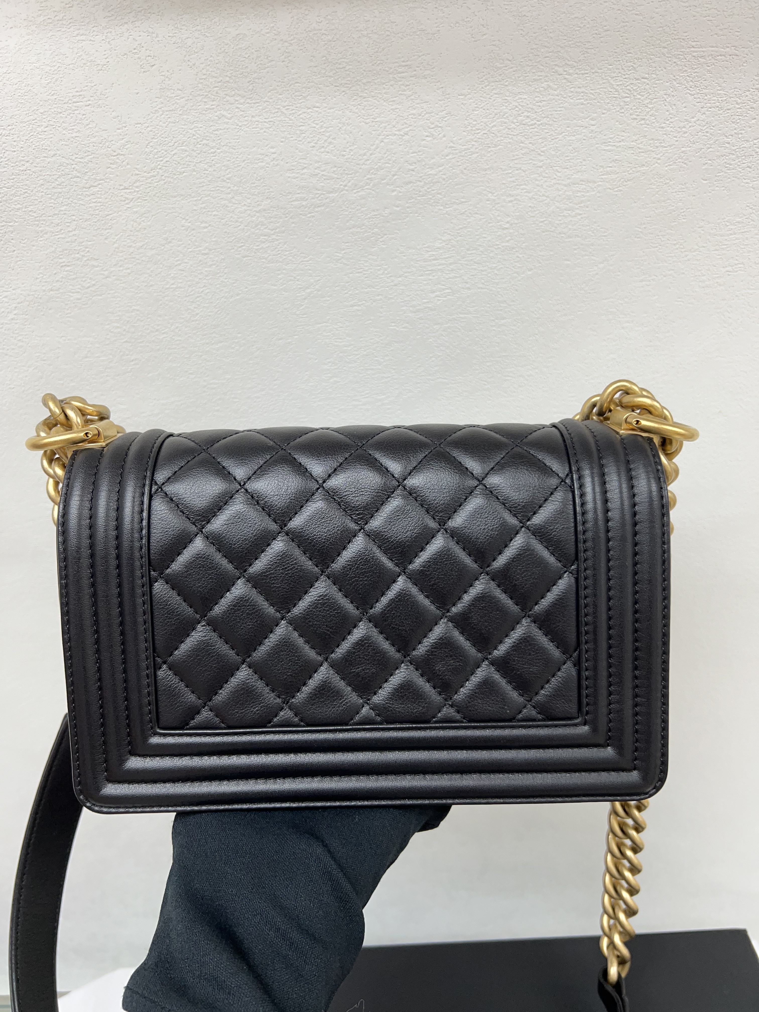 Chanel Boy 20 small (black calfskin)