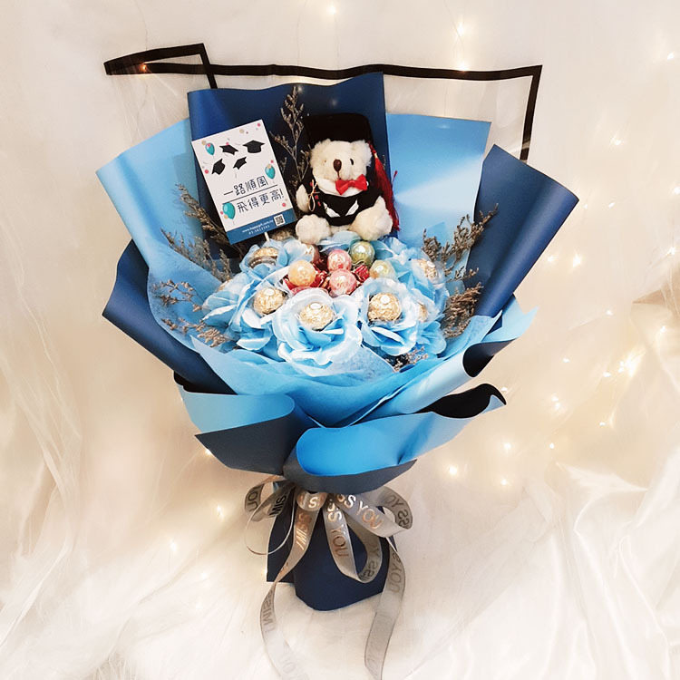 棒棒糖金莎情人草花束,畢業熊,藍色包裝