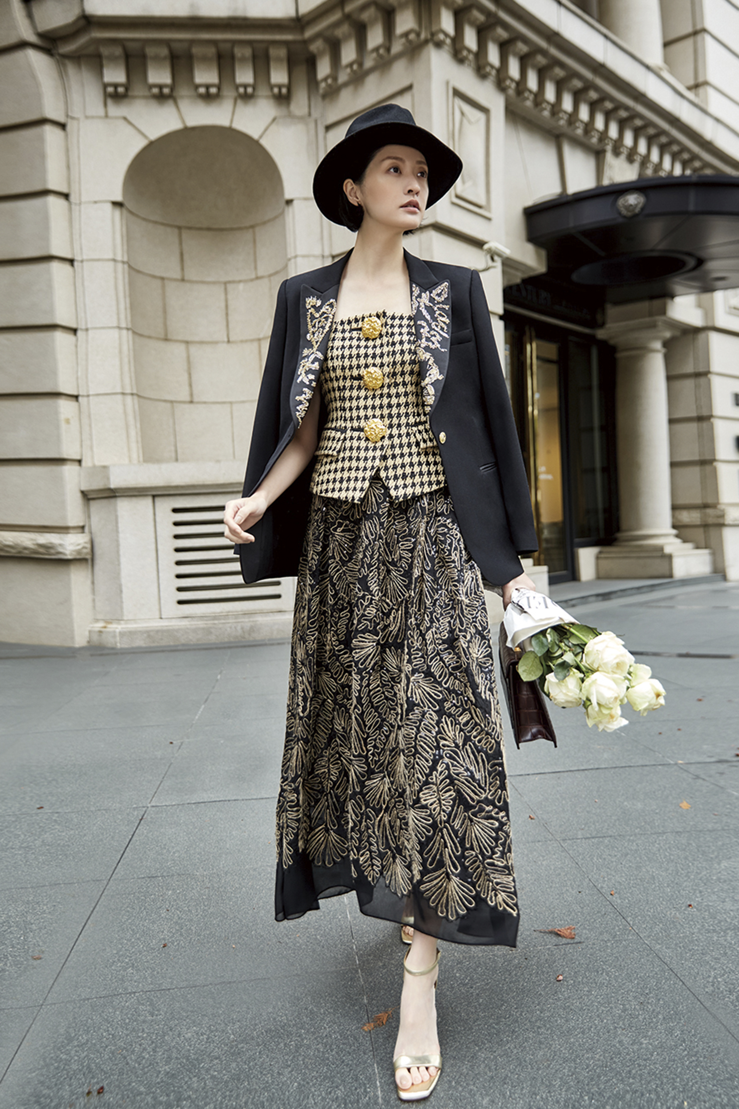 BC15017C1 古埃及藝術家紙紗草繩股刺繡長裙