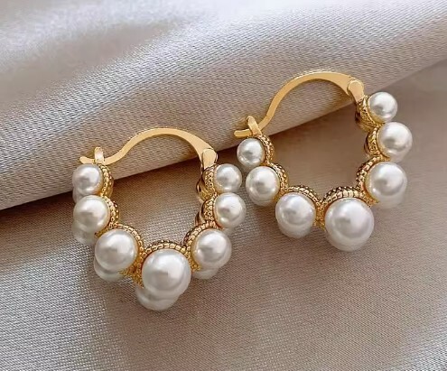 Go Little Piece 韓國 雙排珍珠 法式設計 圈圈耳環  (逢星期日截單後14-21個工作天發貨) - 116