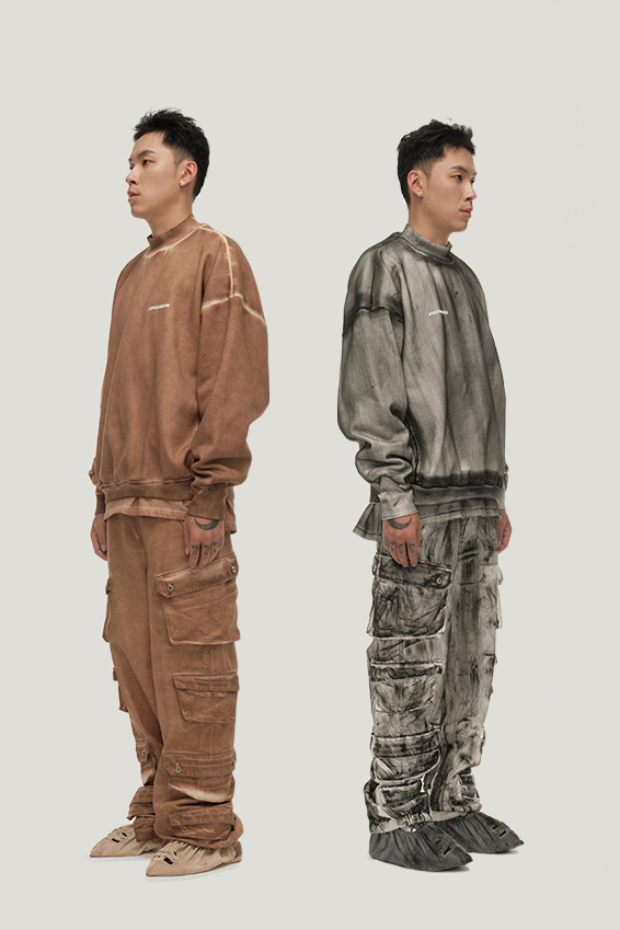 Wash dyed sweatshirt