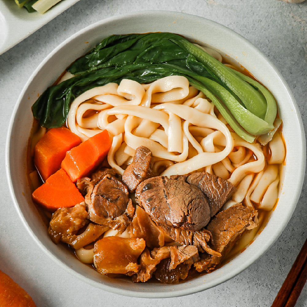 【上山吃飯 】半筋半肉牛肉麵