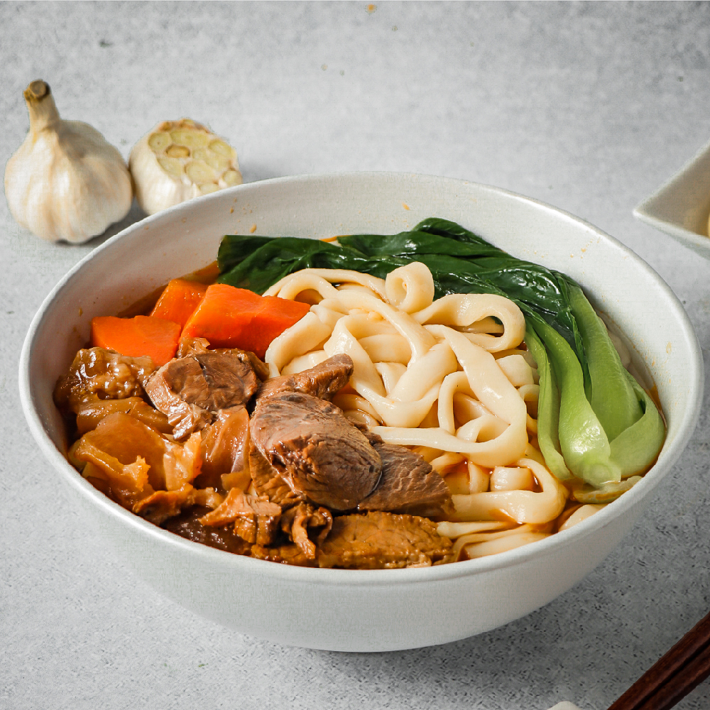 【上山吃飯 】半筋半肉牛肉麵