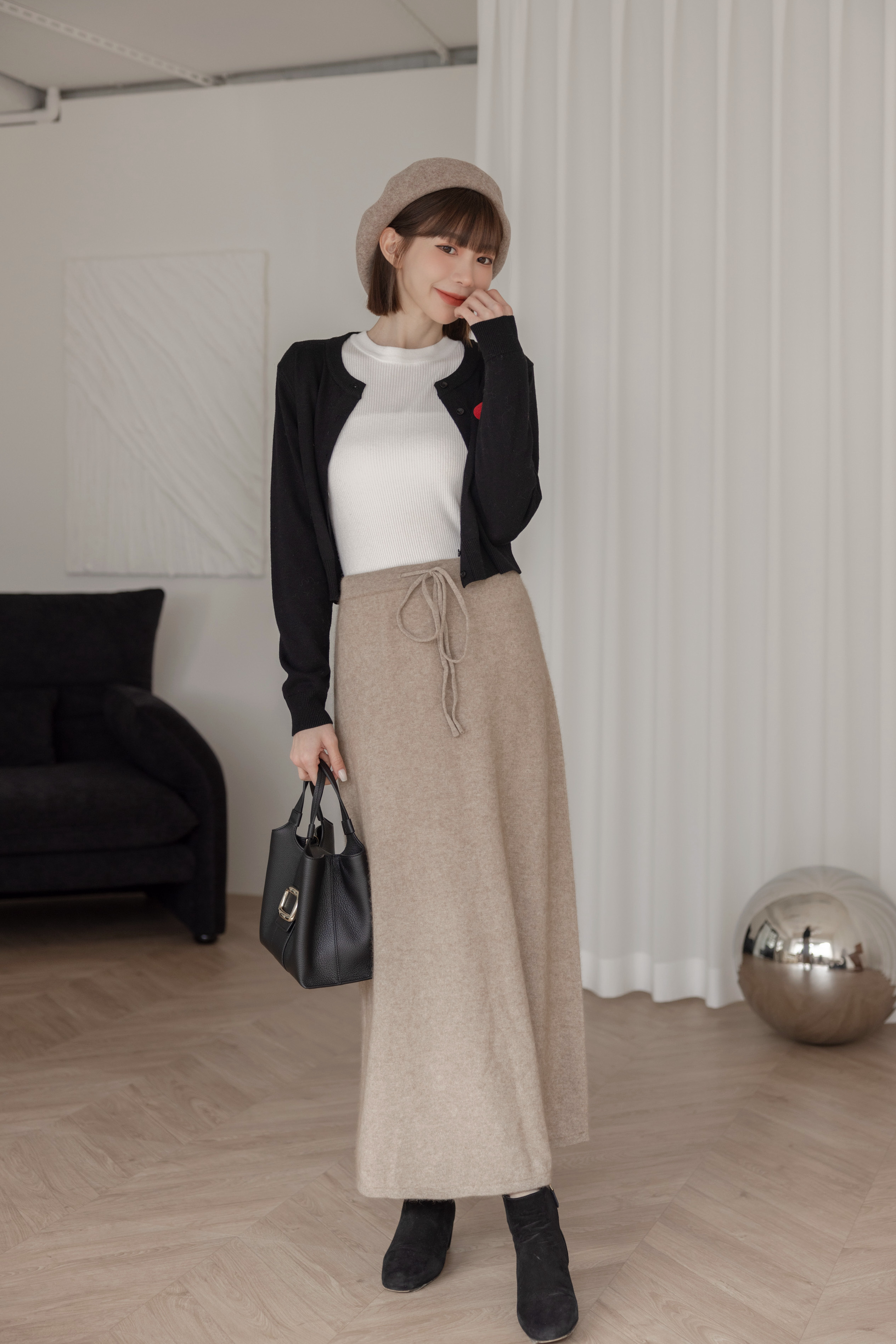 奶茶色羊毛半身裙