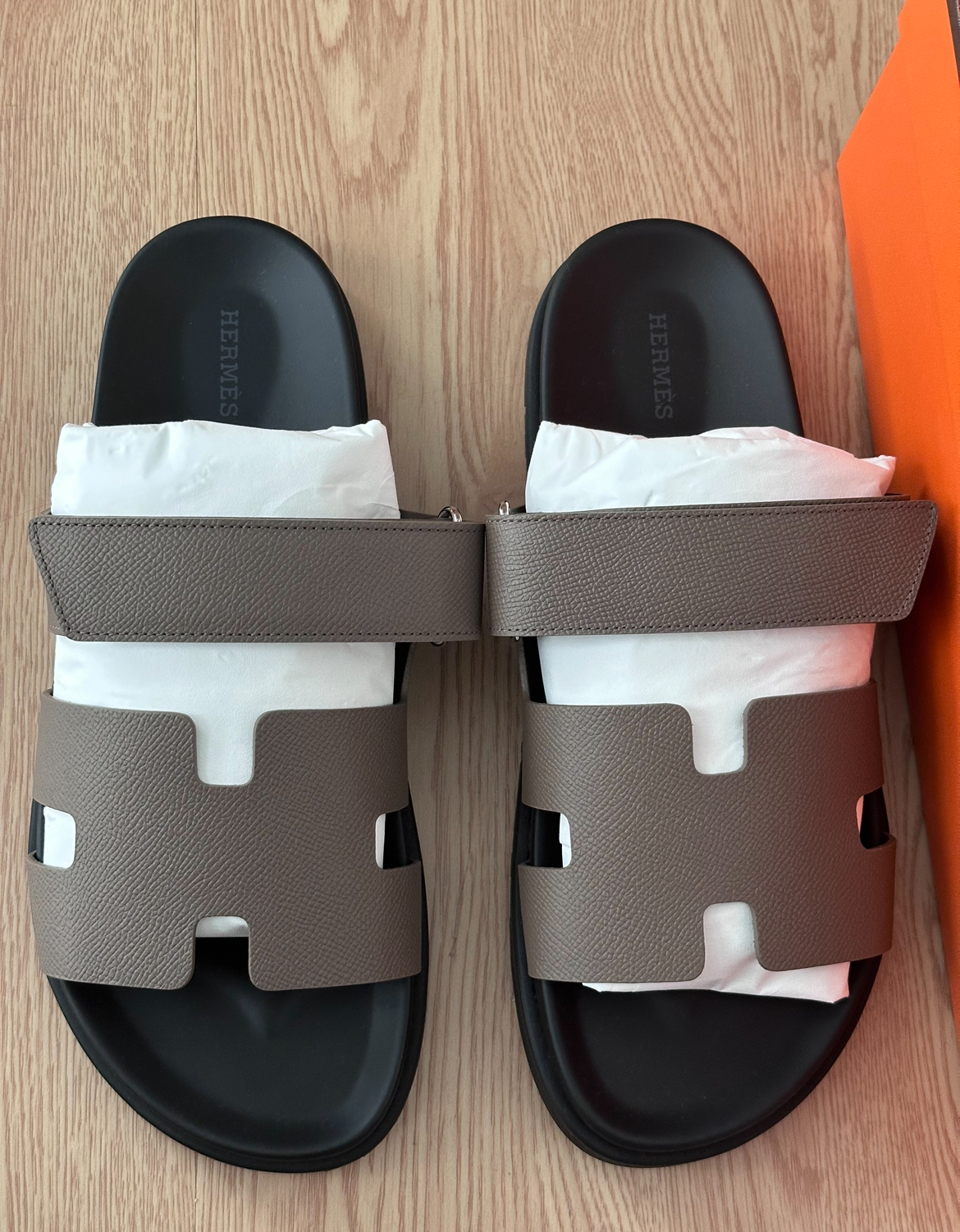 Hermes Chypre 二舅鞋 etoupe 大象灰 黑 男裝