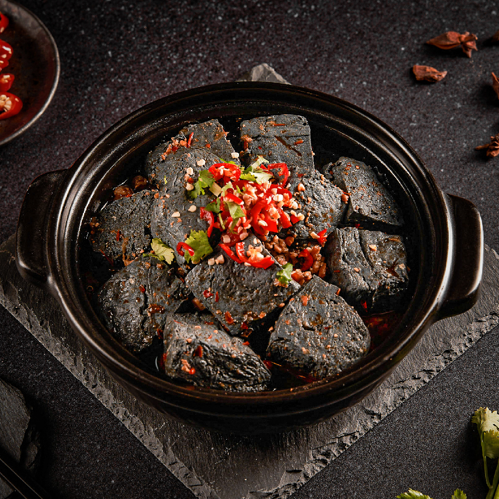 【上山吃飯】黑化銷魂臭臭豆腐