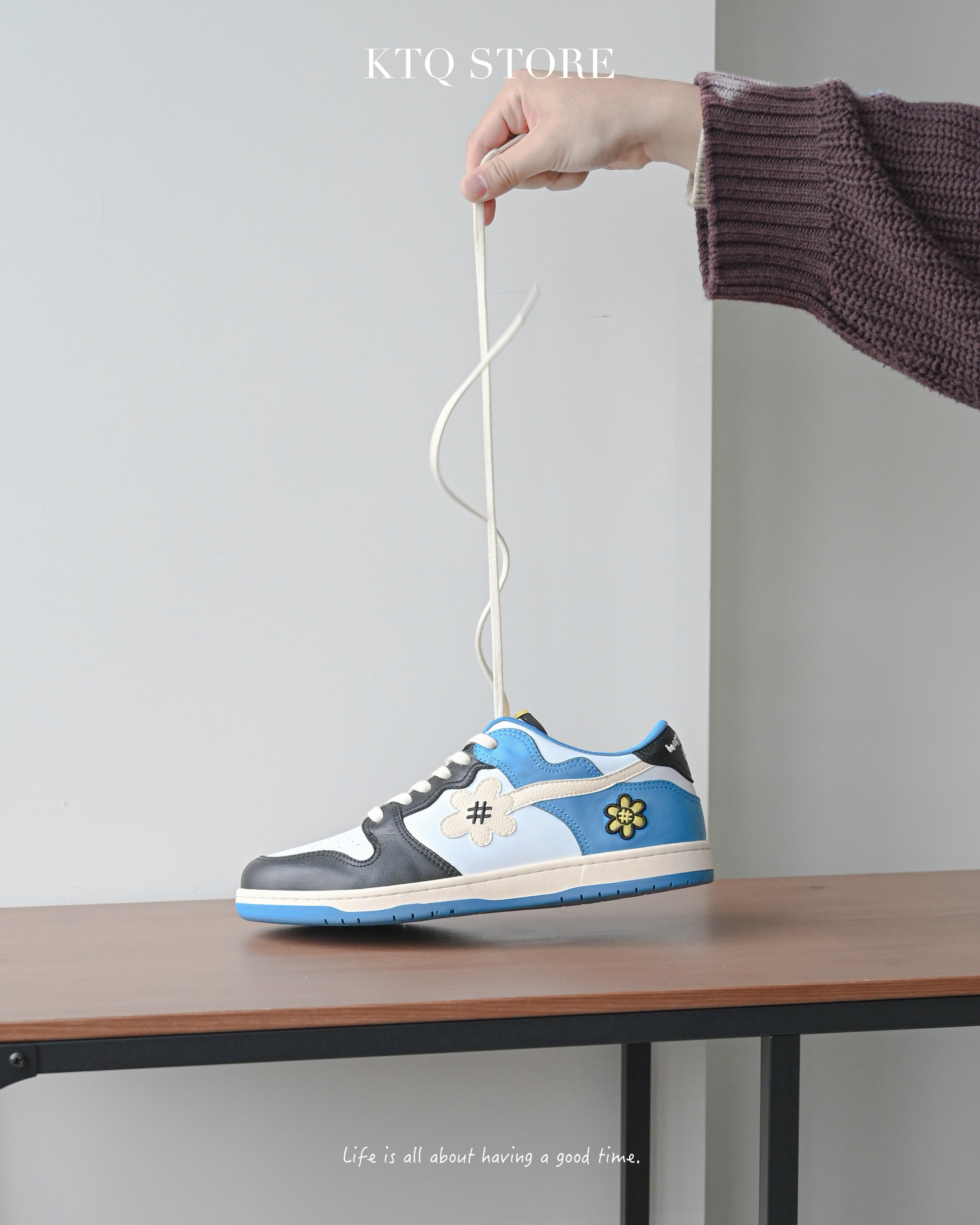 KTQ STORE ‧ Water The Plant "Thunder" 花花小倒勾 白黑藍 日本限量