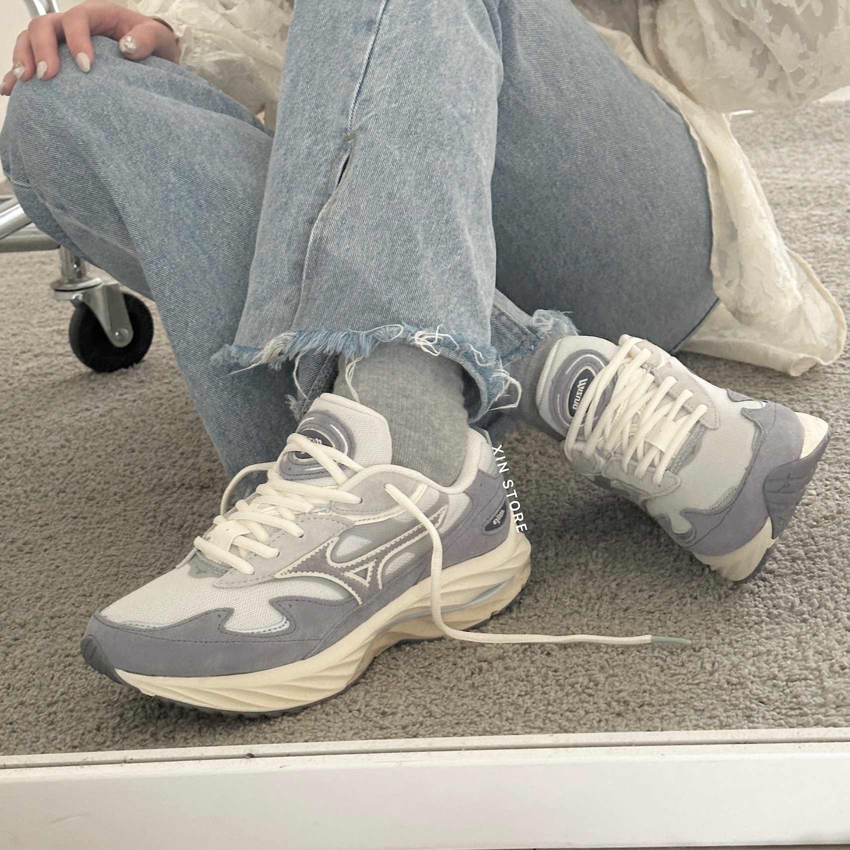 【現貨】Mizuno 美津濃 WAVE RIDER β 麂皮 透氣 休閒 復古 慢跑鞋 霧灰藍