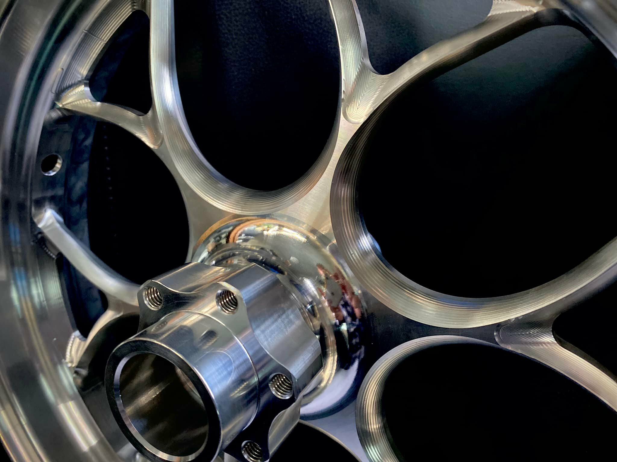 鯊魚工廠 B8R車系專用 QF款 鍛造輪框