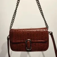 [S] MARC JACOBS H907L01RE22 CROC EMBOSSED MINI SHOULDER BAG,SPICE BROWN, 196611021241 (SMJ253)