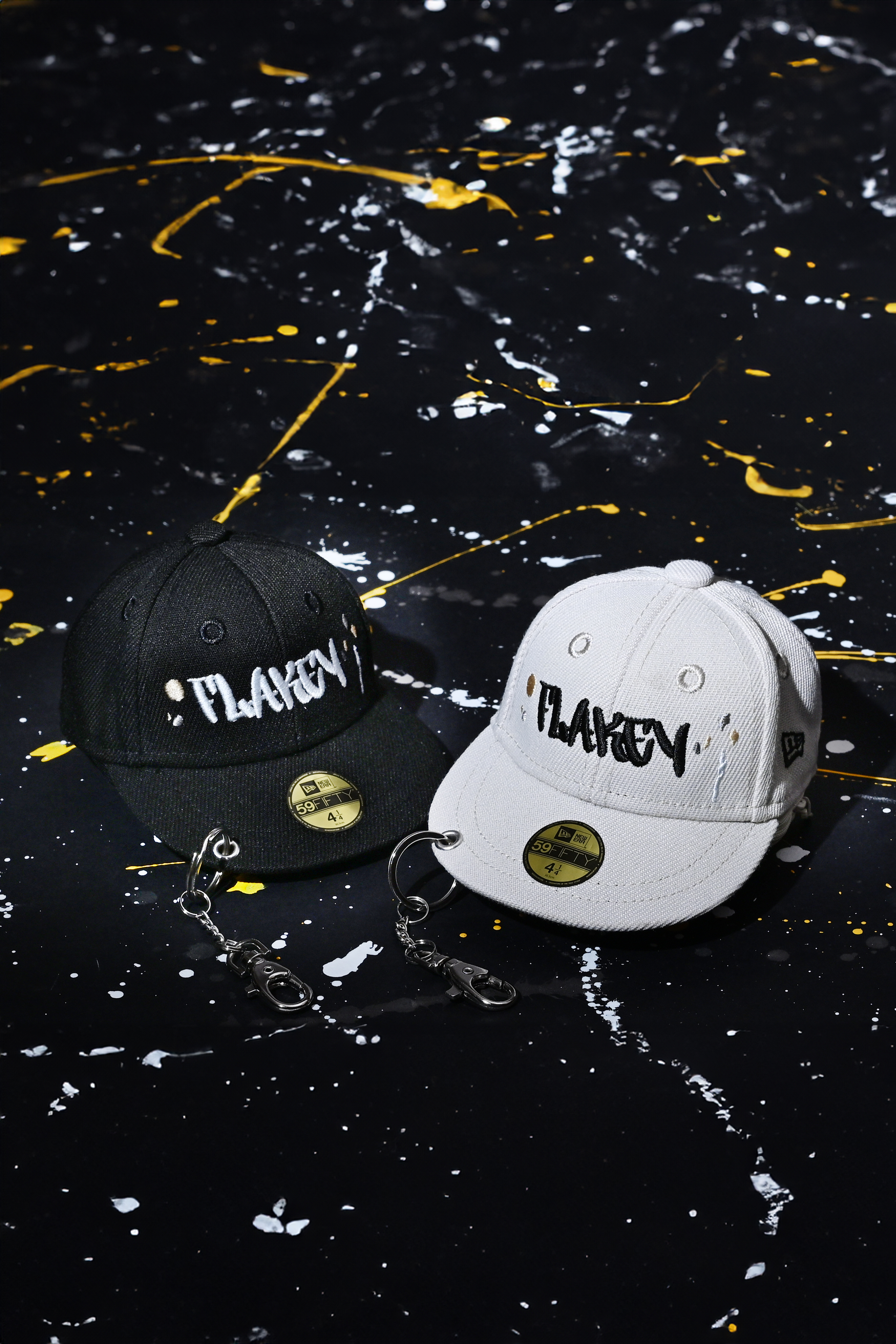 FLAKEY X NEW ERA Splash Ink WHITE STONE CAP POUCH (SIZE S) (環保物料)