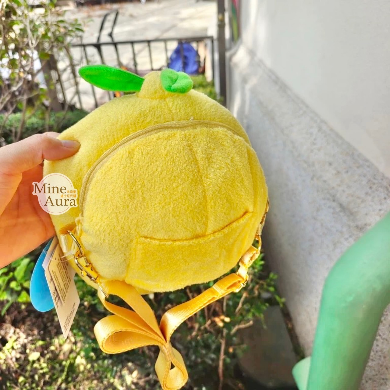 (限時特價) 玩樂一夏日系列 紅鼻 蒂蒂 Dale 大頭 斜背 小包 奇奇蒂蒂 Chip 'n Dale -上海迪士尼樂園