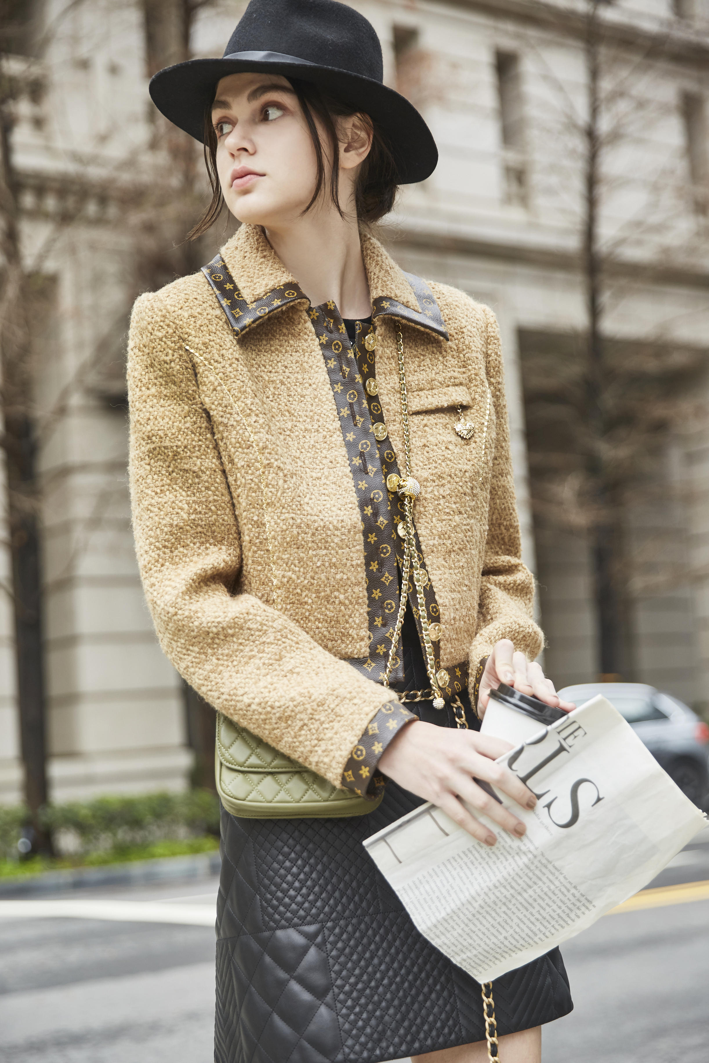 BC15117D1沙漠金混色小香狩獵外套