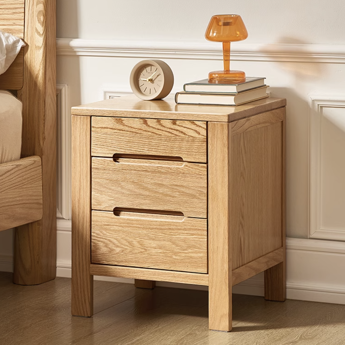 挪威三抽床頭櫃NW-A3025