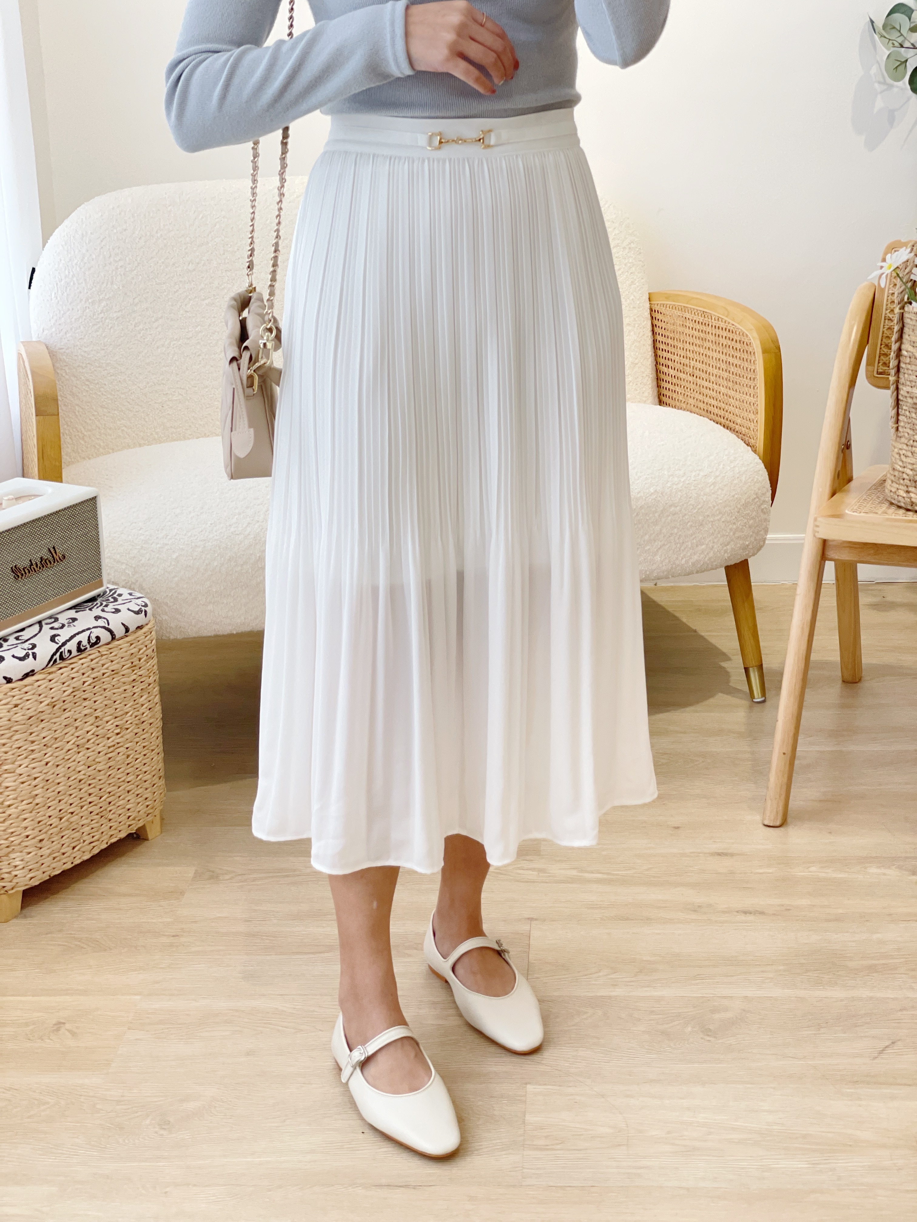 SHOE042 Classic Comfort Flat Shoes