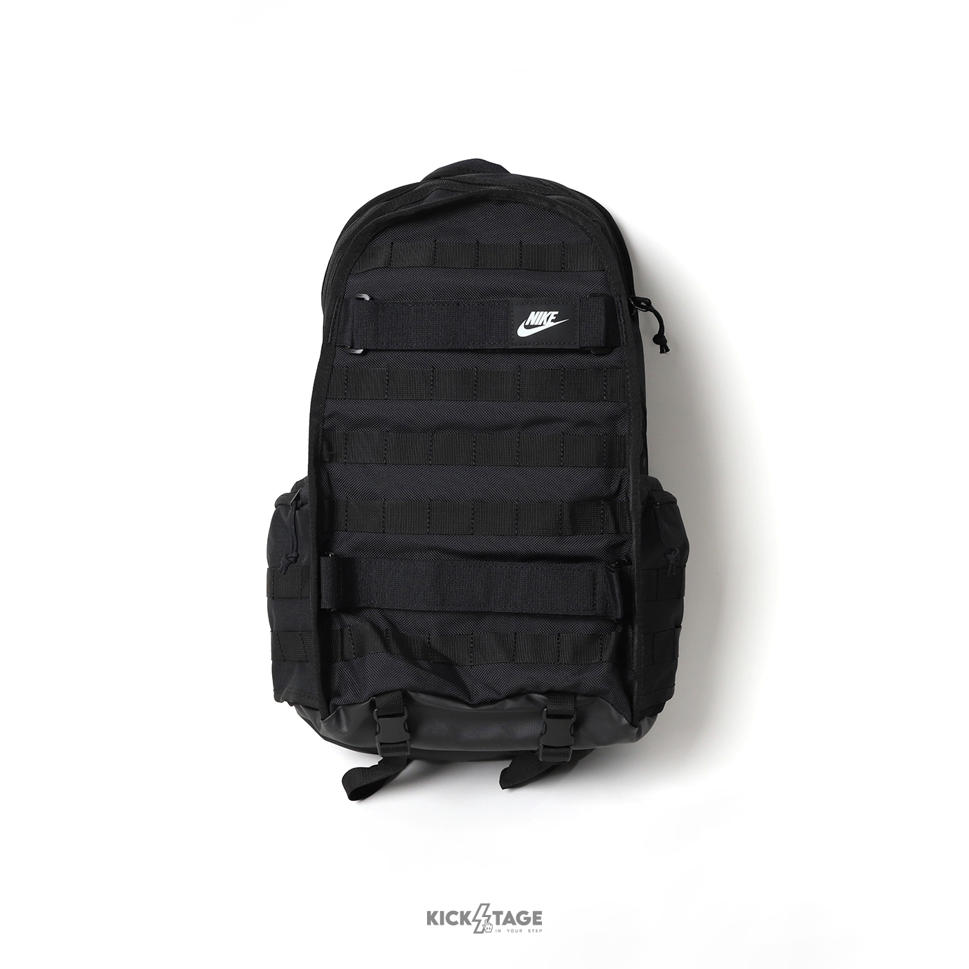 <特價65折，不退換>NIKE SPORTSWEAR RPM 黑白多夾層 15吋筆電夾層 後背包 背包【FD7544-010】26升