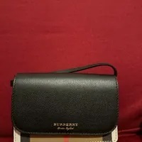 [S] BURBERRY HAMPSHIRE CROSSBODY BAG,BLACK, 80628071 (SB90)
