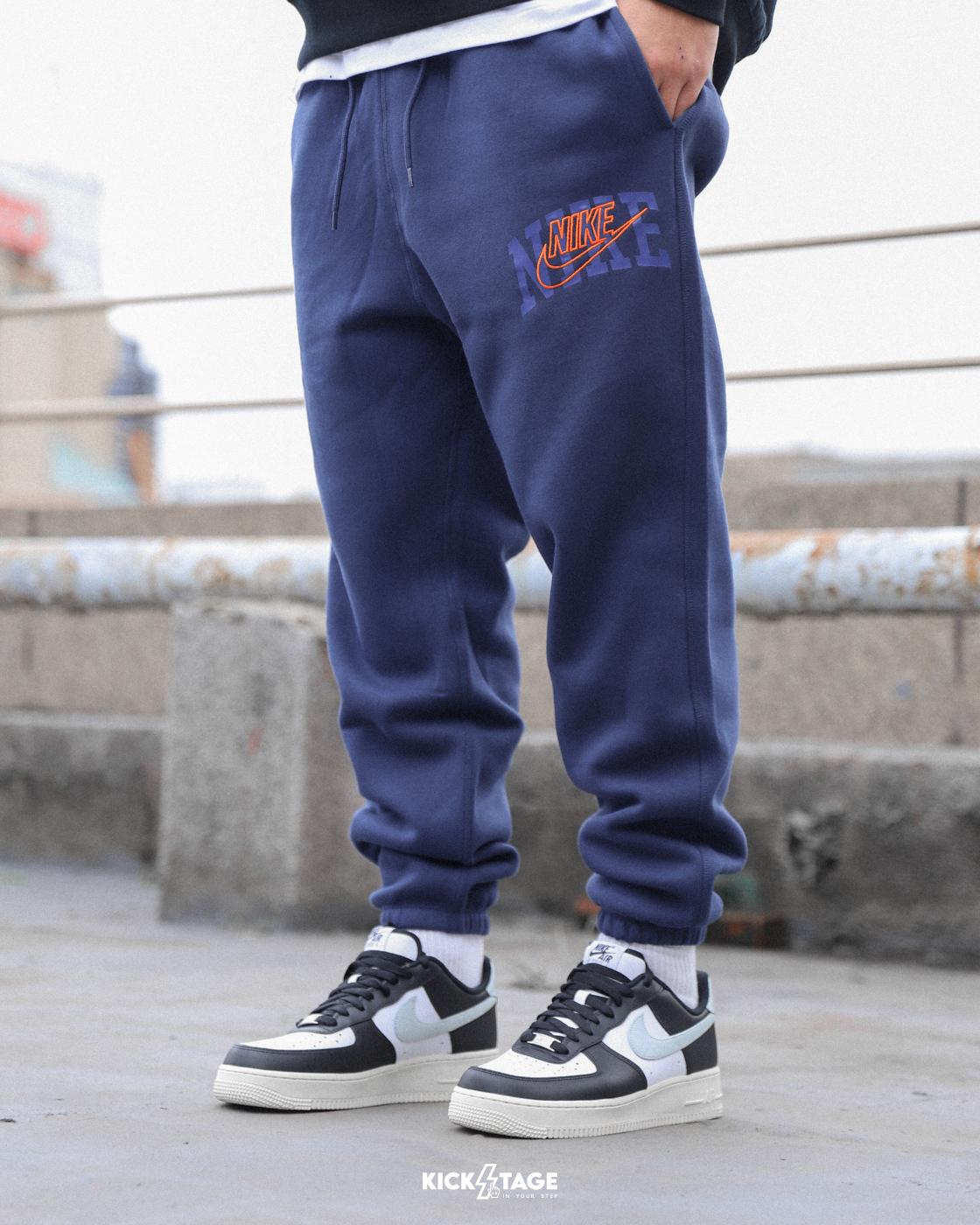 **特價商品售出不退換**男款 NIKE CLUB FLEECE CUFFED PANT 藍 黑 橘刺繡LOGO 印花 內刷毛 抽繩 休閒 長褲 棉褲【FV4454】
