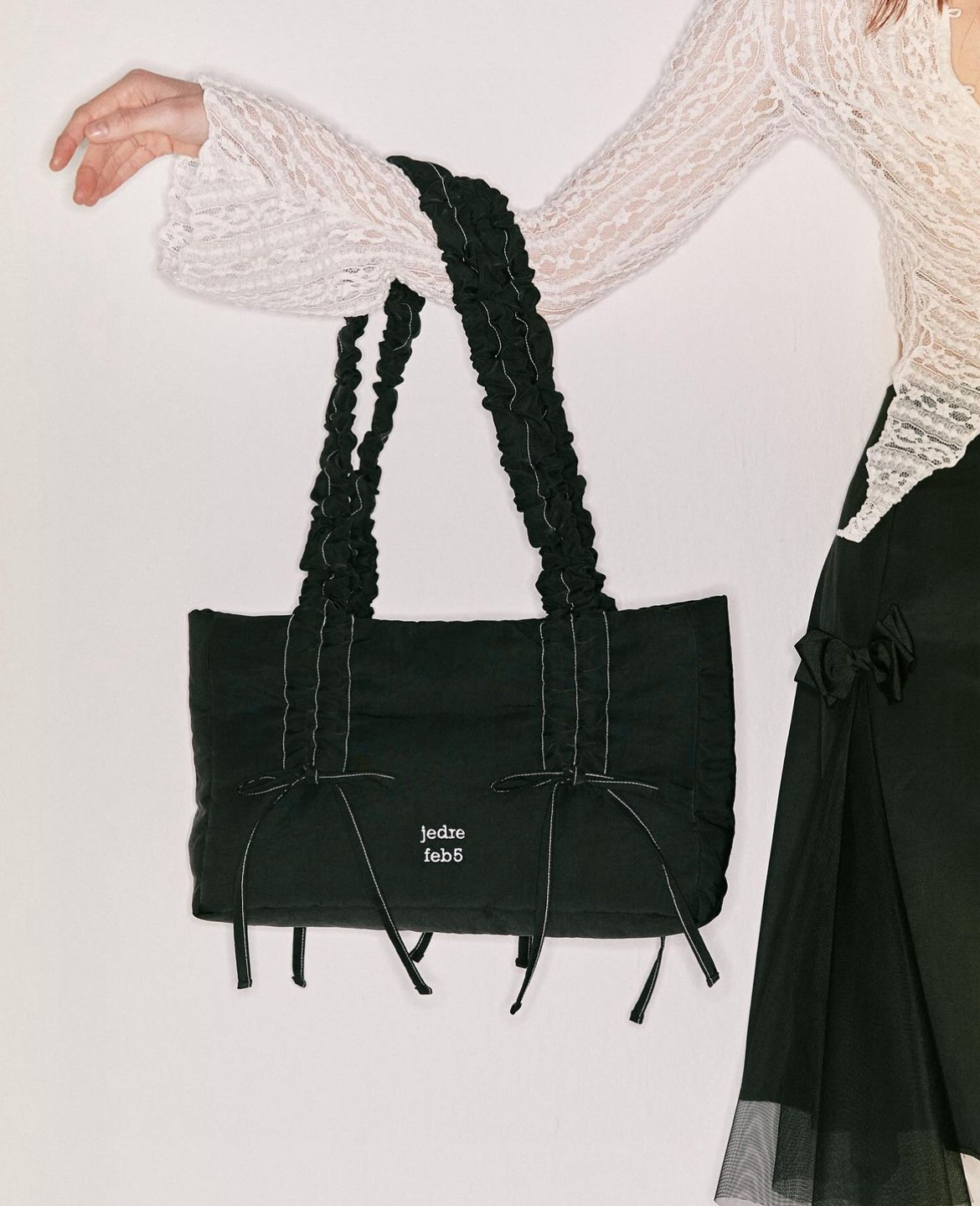 JEDREFEB5 - Butterfly shoulder bag Medium (Black)