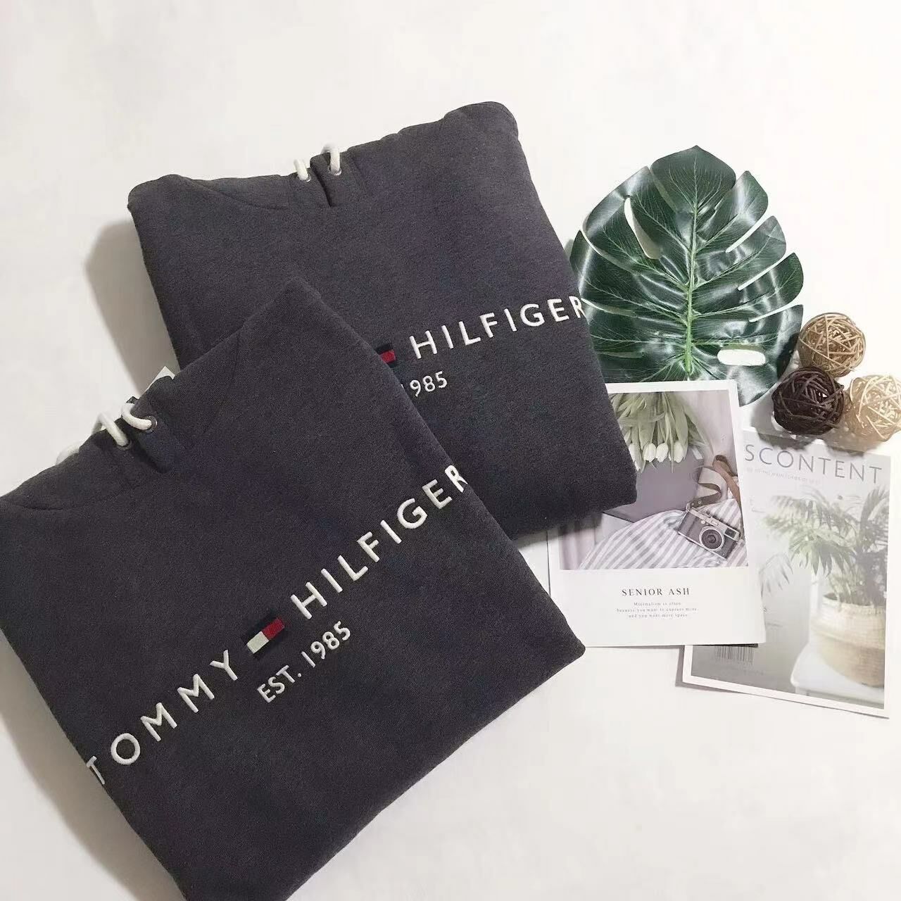 TOMMY HILFIGER LOGO HOODIES 經典款