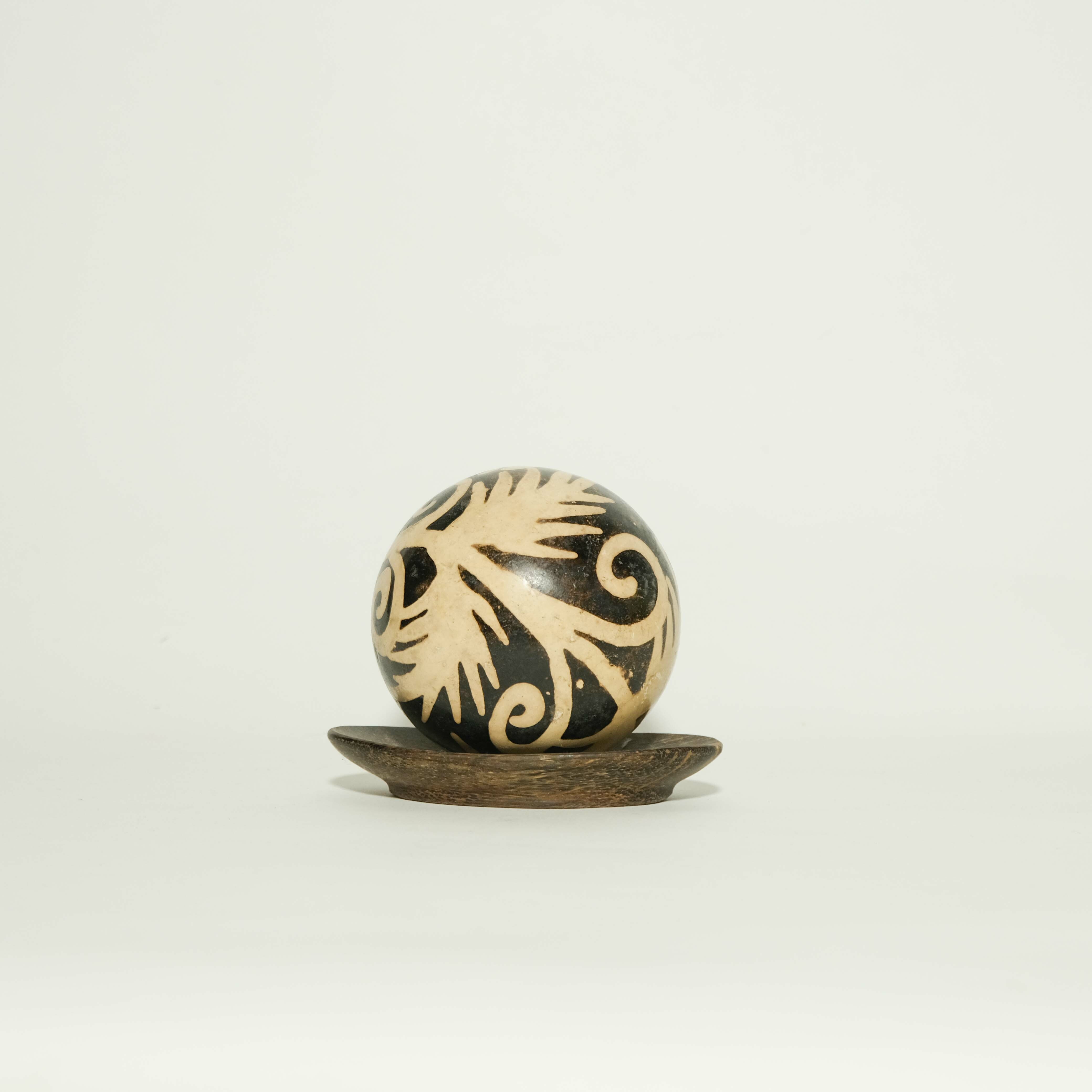 陶器｜蛋型擺飾 ╴展翅｜宏都拉斯