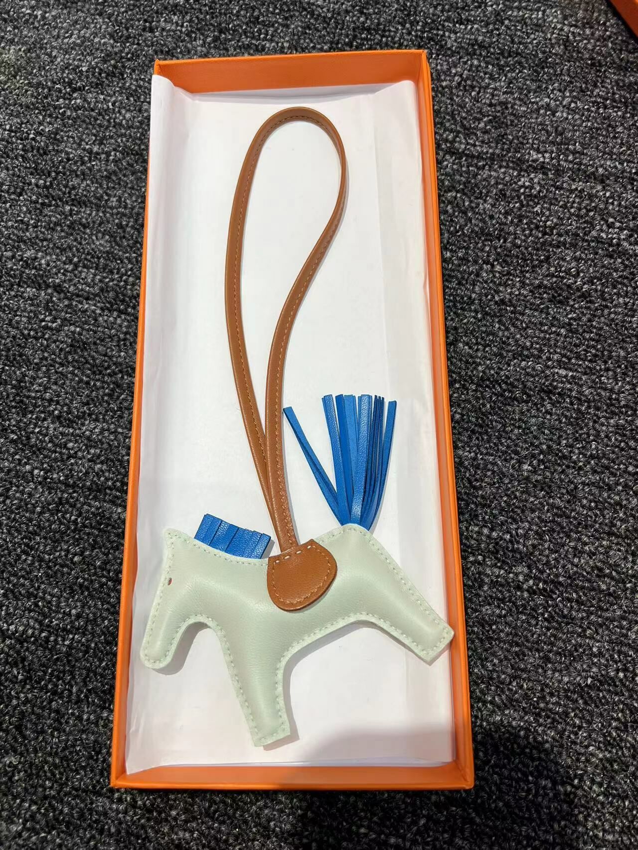 Hermes 薄荷綠飛馬掛件 -M