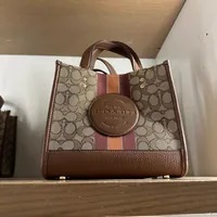 [S] COACH C8417 SIGNATURE JAC DMPSY TOTE 22, IM/KHAKI/SADDLE MULTI, 195031872129 (SCO622)