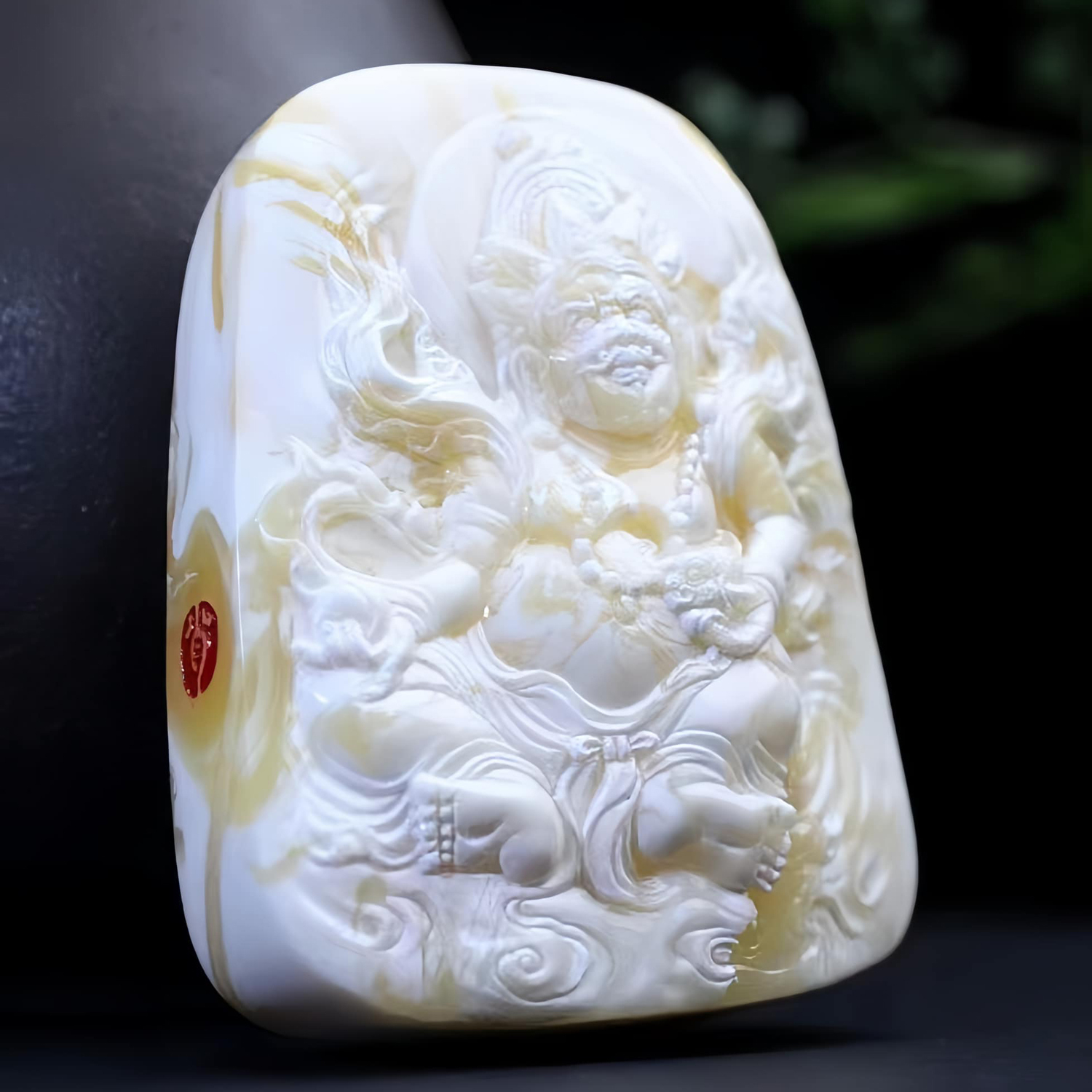 傳家孤品3A全品天然俄羅斯白蜜蠟黃財神掛牌—名師篆刻