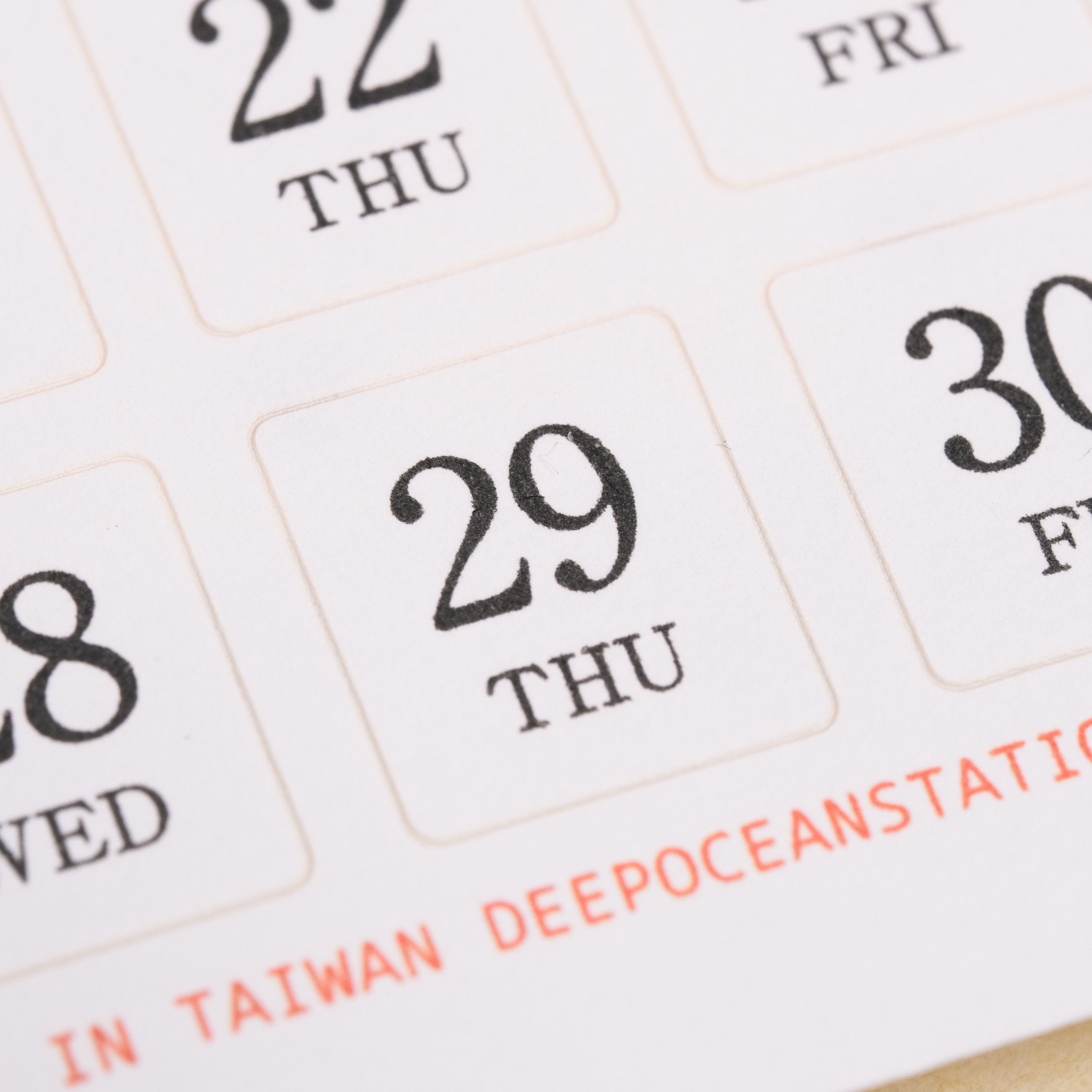 明體 萬年月曆日付貼紙｜一分之一工作室 臺灣