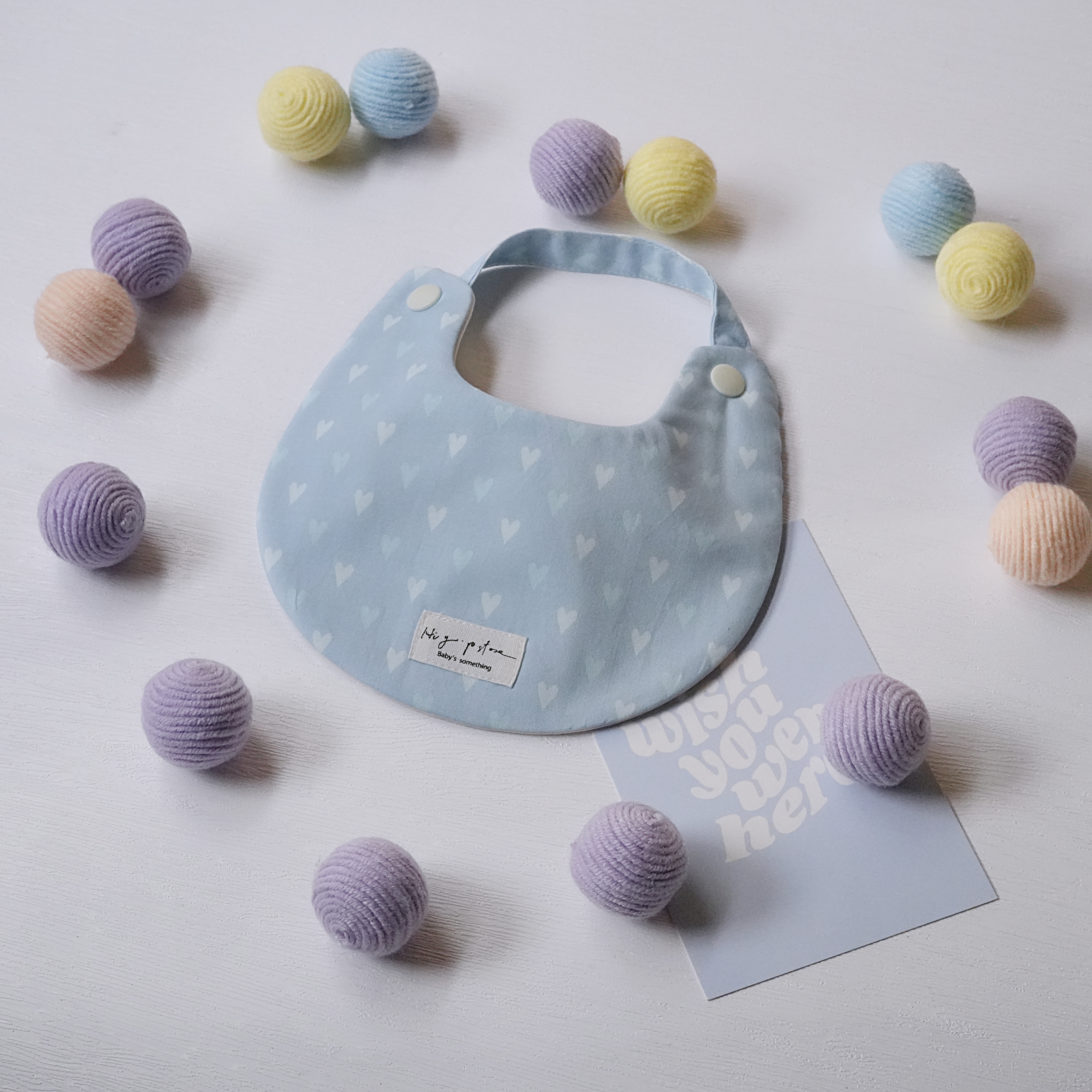 Hi Y.P store-手作圍兜-粉藍愛心