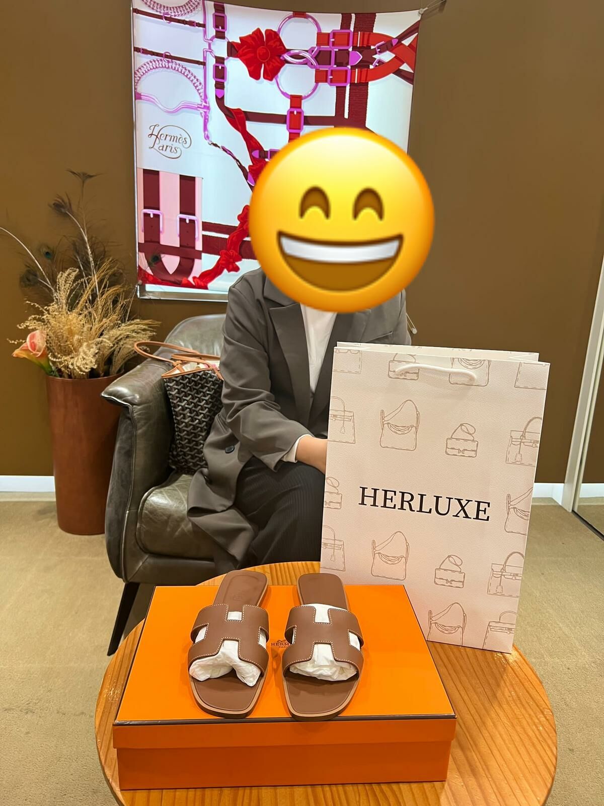 【 感謝支持 】爽快靚靚買咗oran拖鞋同pop h頸鏈🥳 靚靚非常開心帶走心頭好💕 多謝你嘅支持🫶