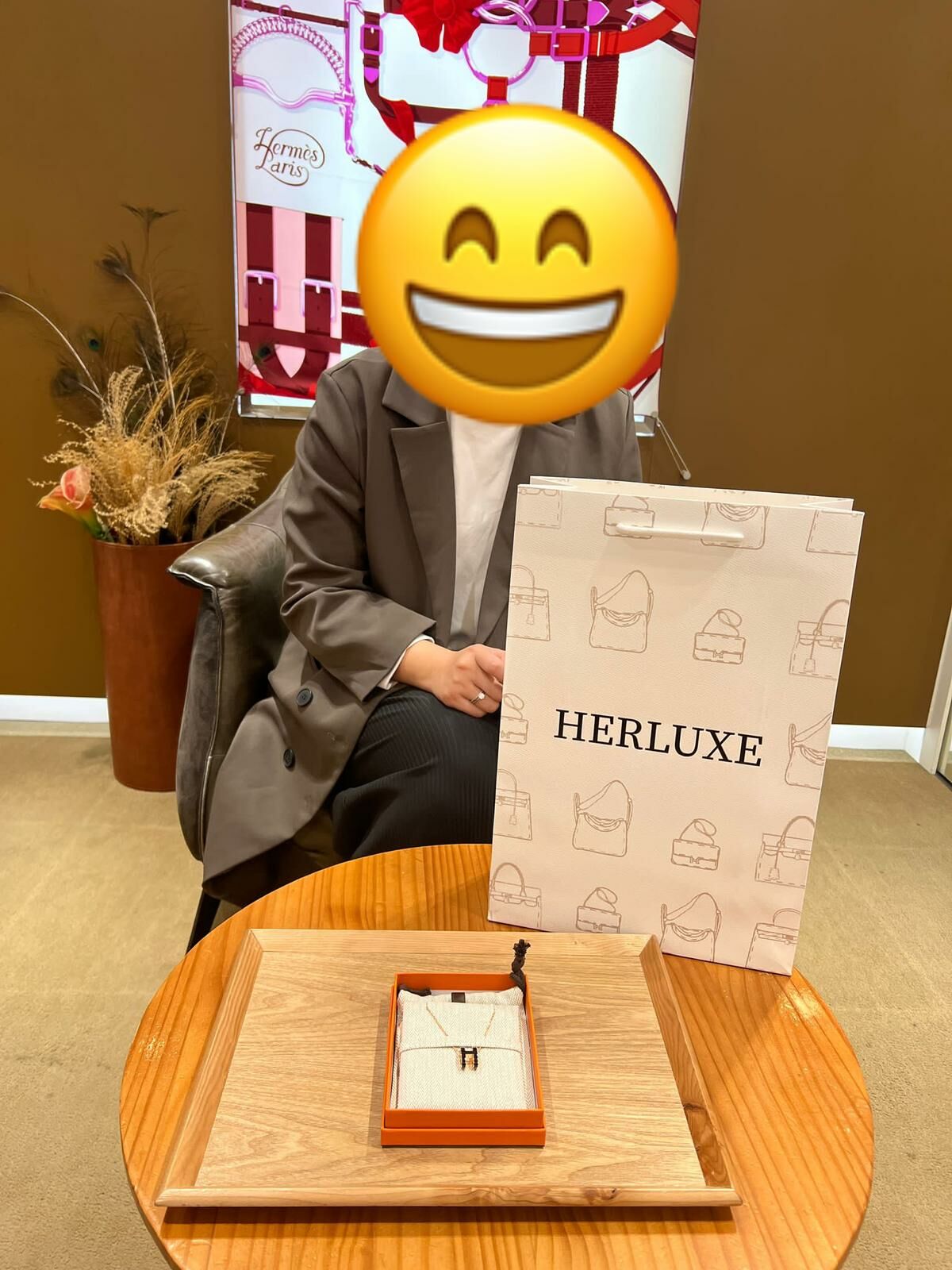 【 感謝支持 】爽快靚靚買咗oran拖鞋同pop h頸鏈🥳 靚靚非常開心帶走心頭好💕 多謝你嘅支持🫶