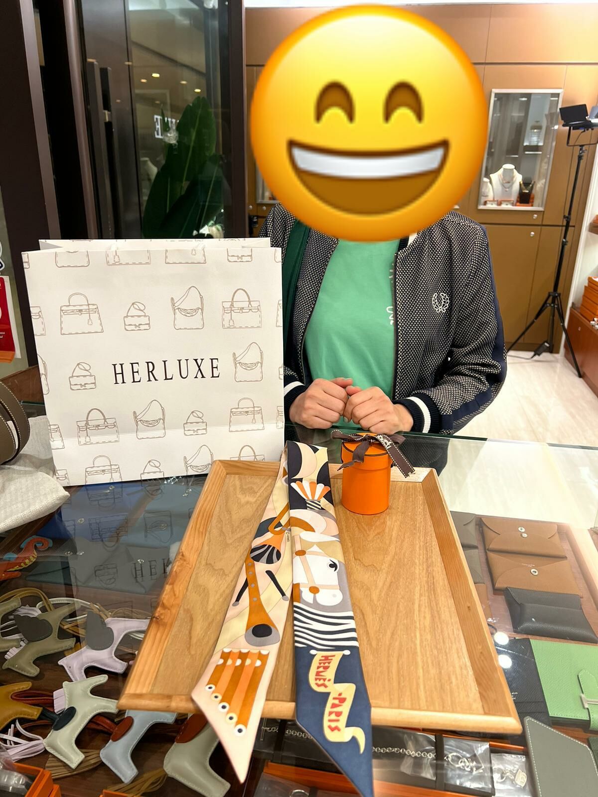 【 感謝支持 】爽快靚靚來購買twilly😍 一見即秒💗 靚靚一直留意我們嘅新資訊📩 多謝你嘅支持🫶