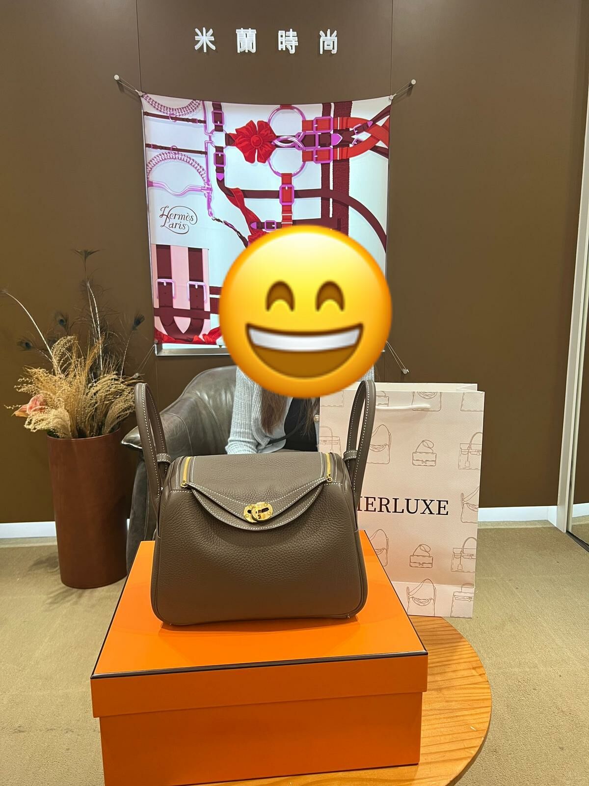 【 感謝支持 】爽快靚靚買咗lindy 26大象金🐘🔑 靚靚見到我哋有現貨🤗 即刻拍板落單🥳 靚靚買到呢隻大熱款好開心❤️ 多謝你嘅支持與信任🫶💪