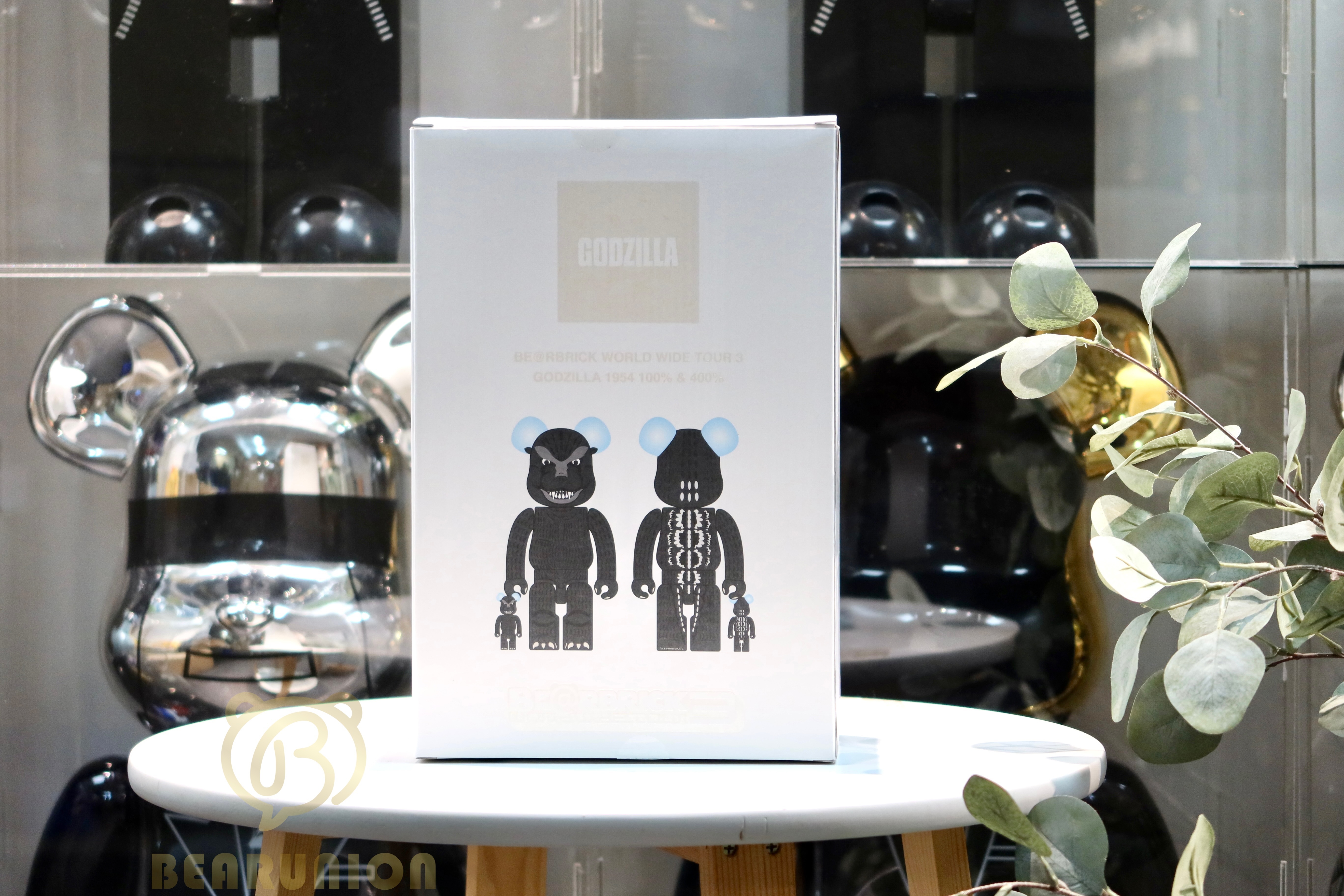 🎏預訂🎏 Bearbrick 400% 100% GODZILLA 1954