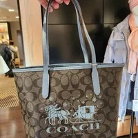 [S] COACH CM183 HRS SLGH SIG MIN CIT,SV/GRAPHITE/LIGHT MIST, 196395100781 (SCO636)