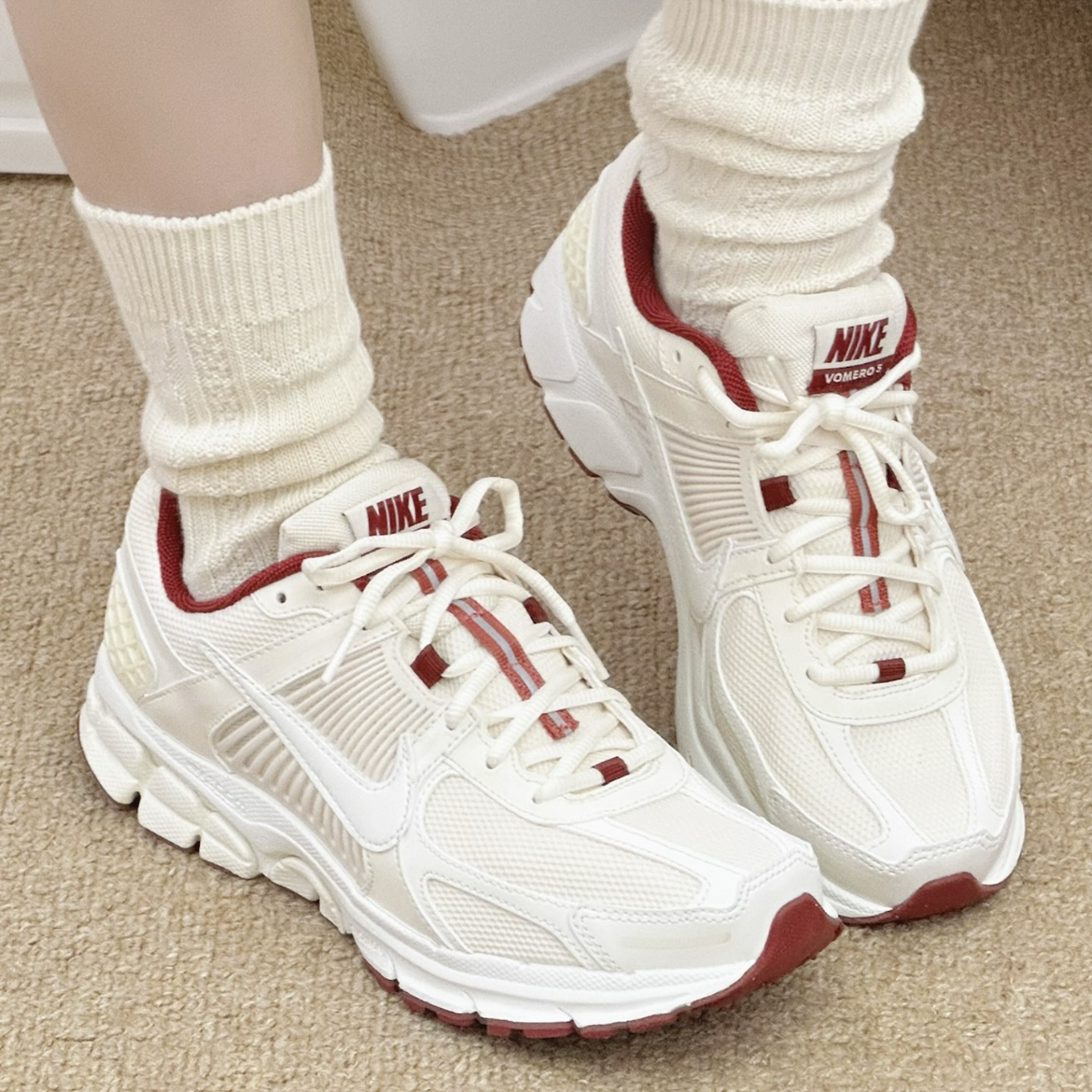 Nike Air Zoom Vomero 5 紅酒奶油 小花 情人節限定 Y2K 復古老爹鞋